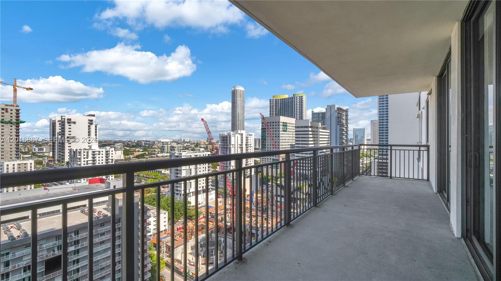 999 SW 1st Ave #2009 Miami, FL 33130