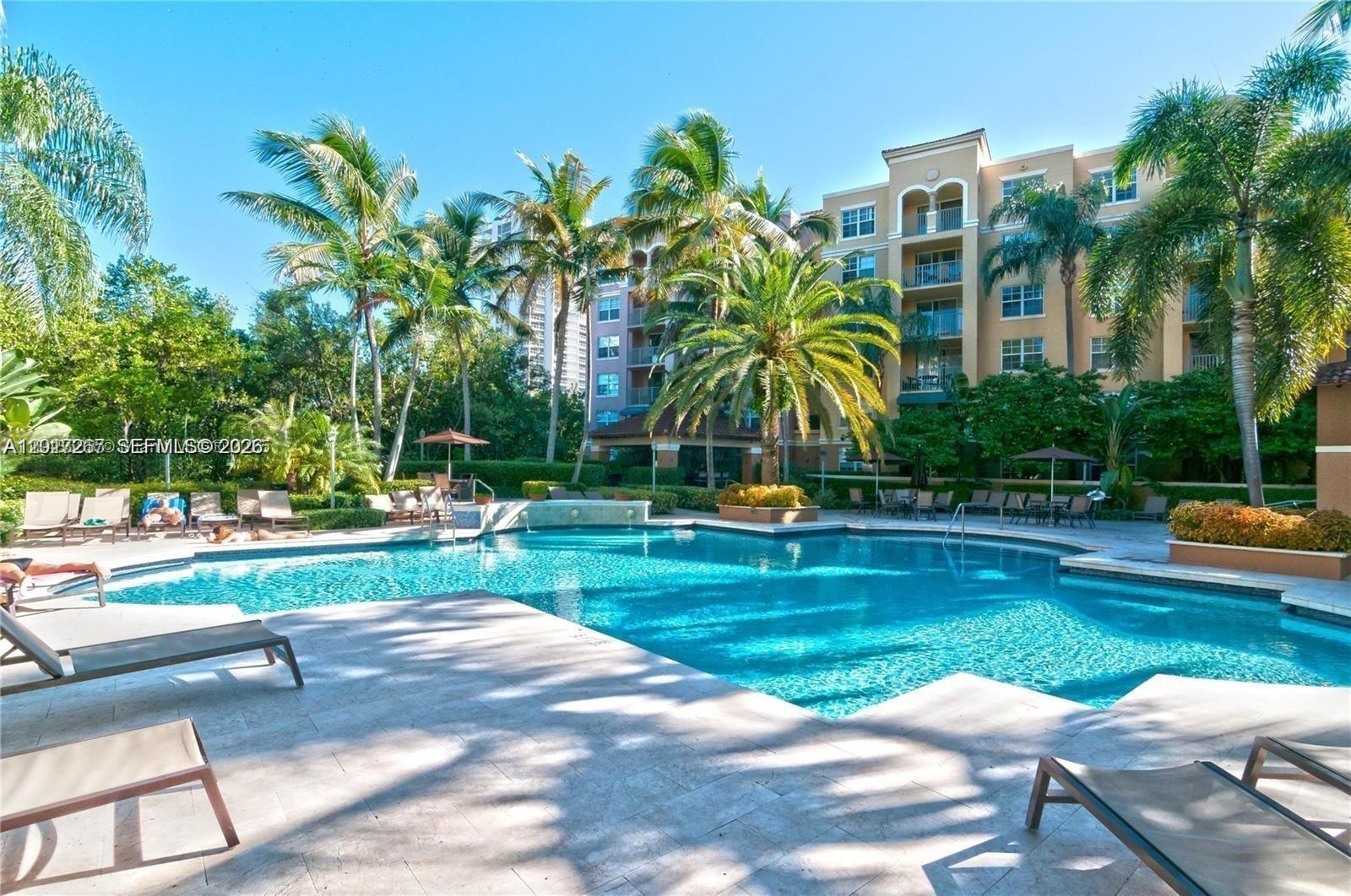 19555 E Country Clb Dr #8502 Aventura, FL 33180