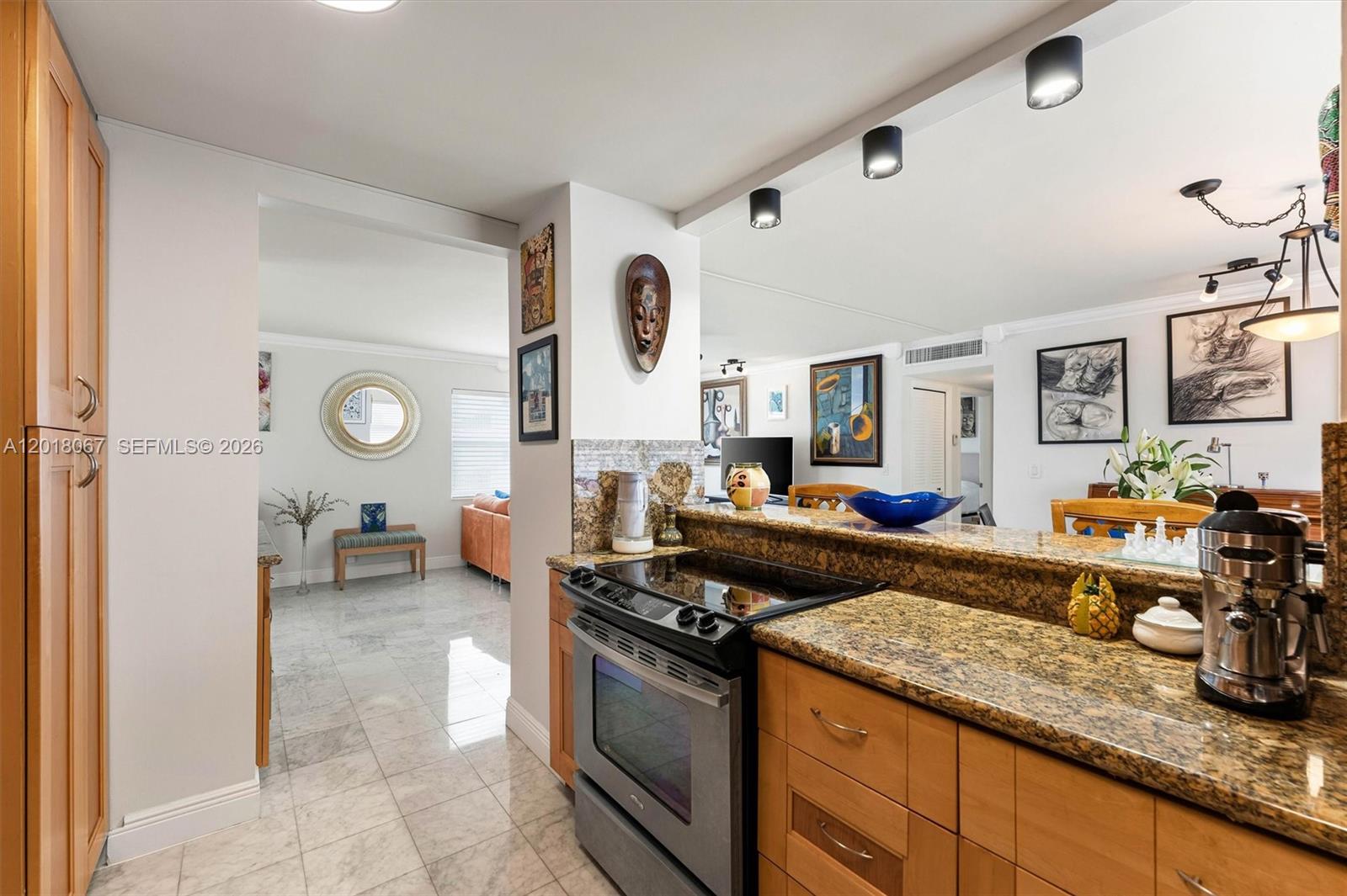 121 Golden Isles Dr #707 Hallandale Beach, FL 33009