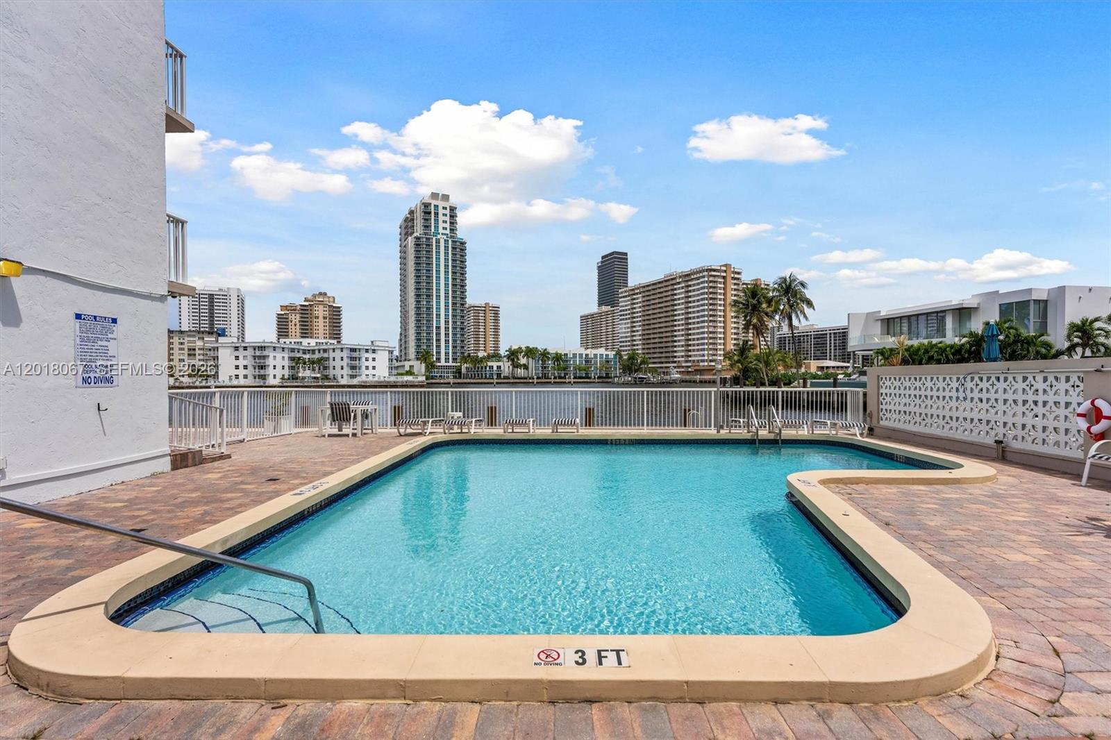 121 Golden Isles Dr #707 Hallandale Beach, FL 33009