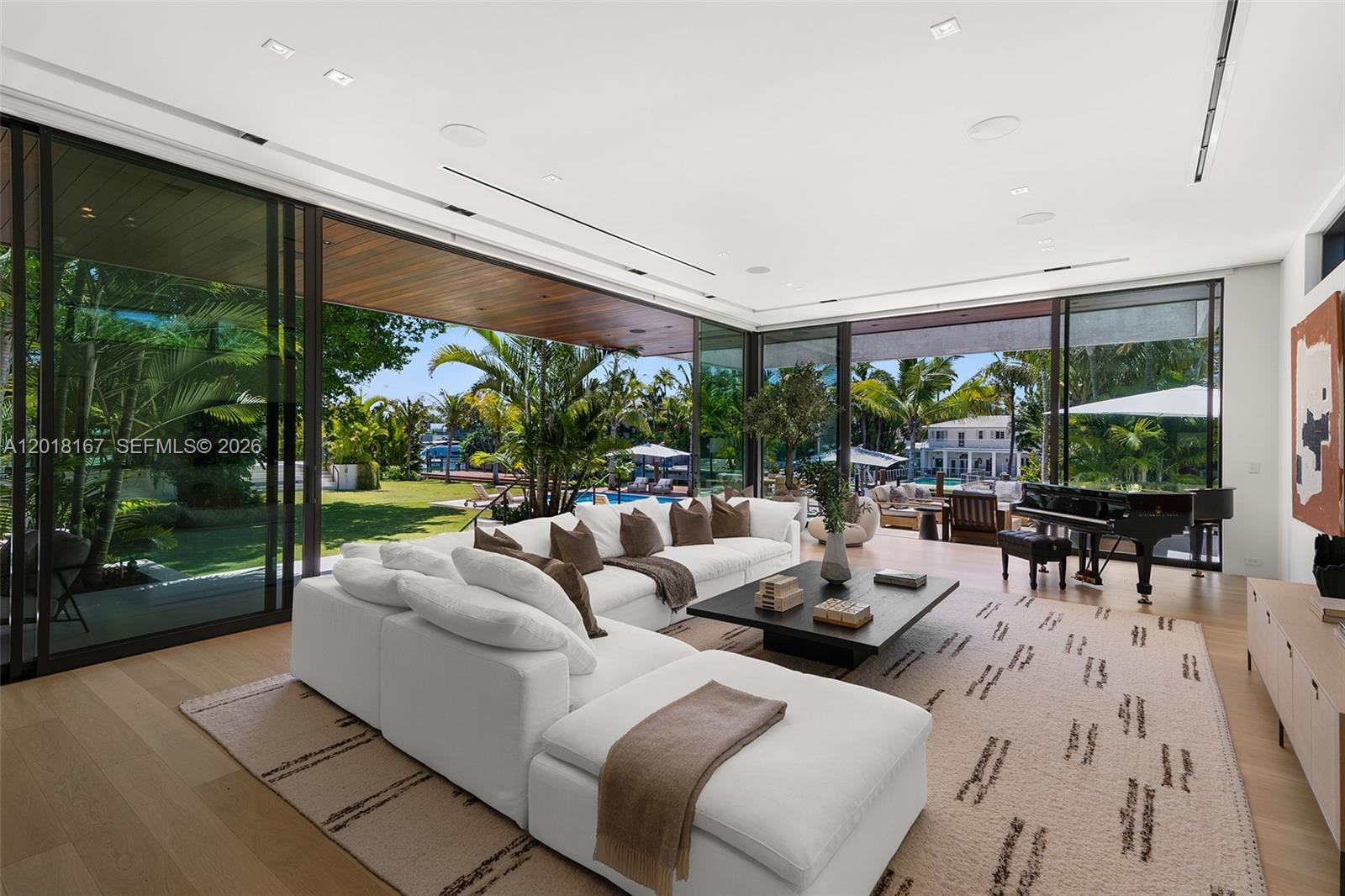 1420 W 23rd St Miami Beach, FL 33140
