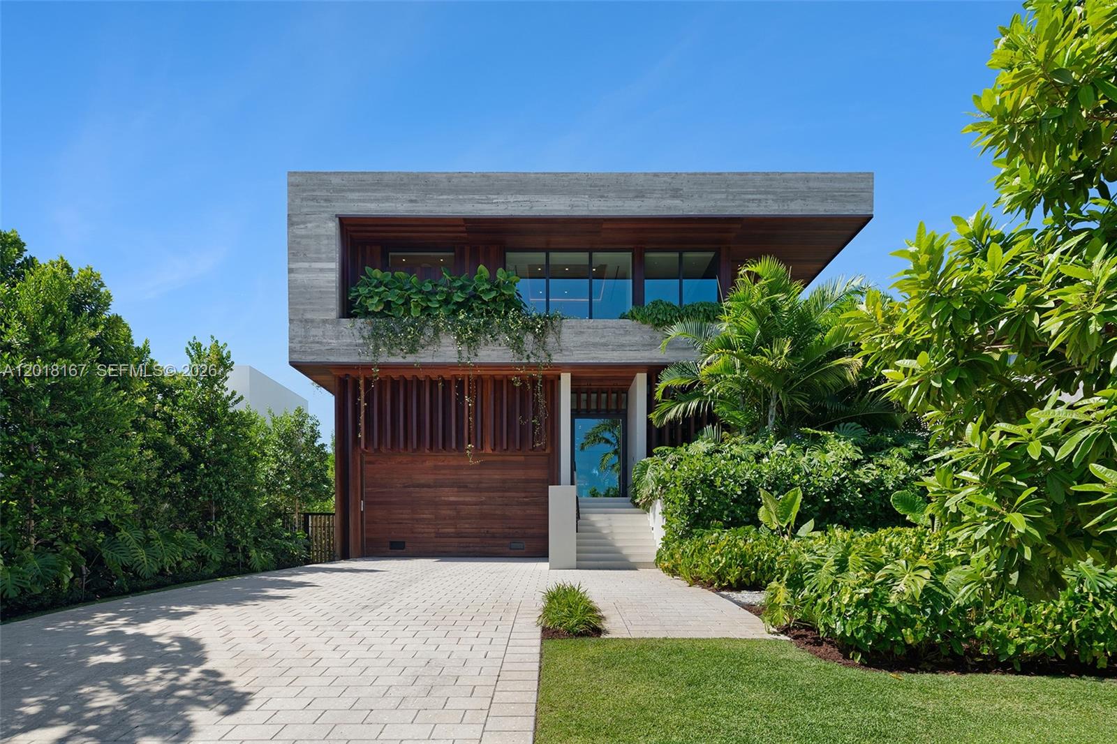 1420 W 23rd St Miami Beach, FL 33140