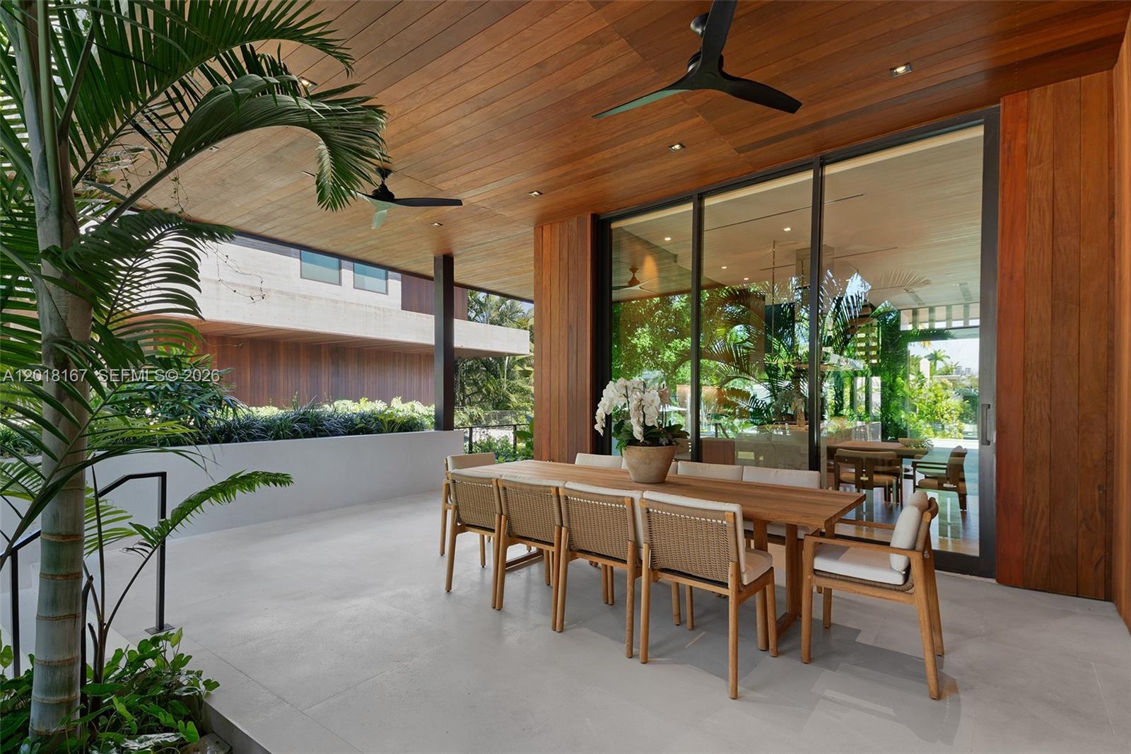 1420 W 23rd St Miami Beach, FL 33140
