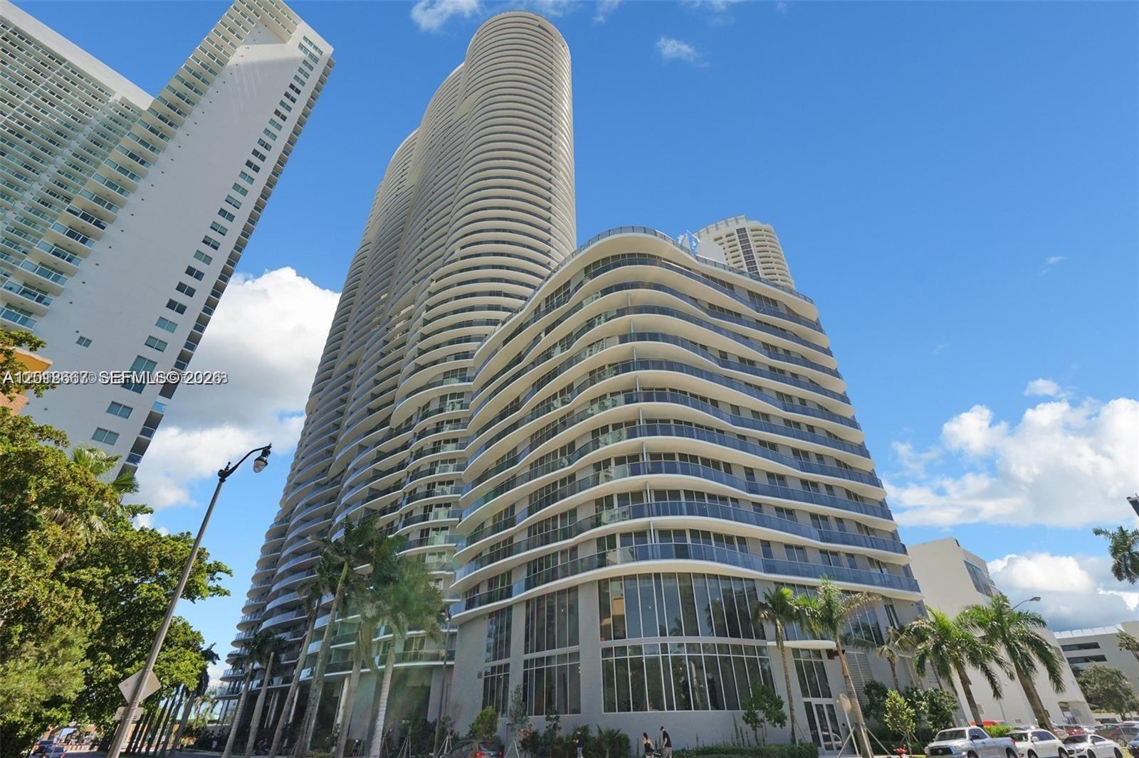 image Aria on the Bay24