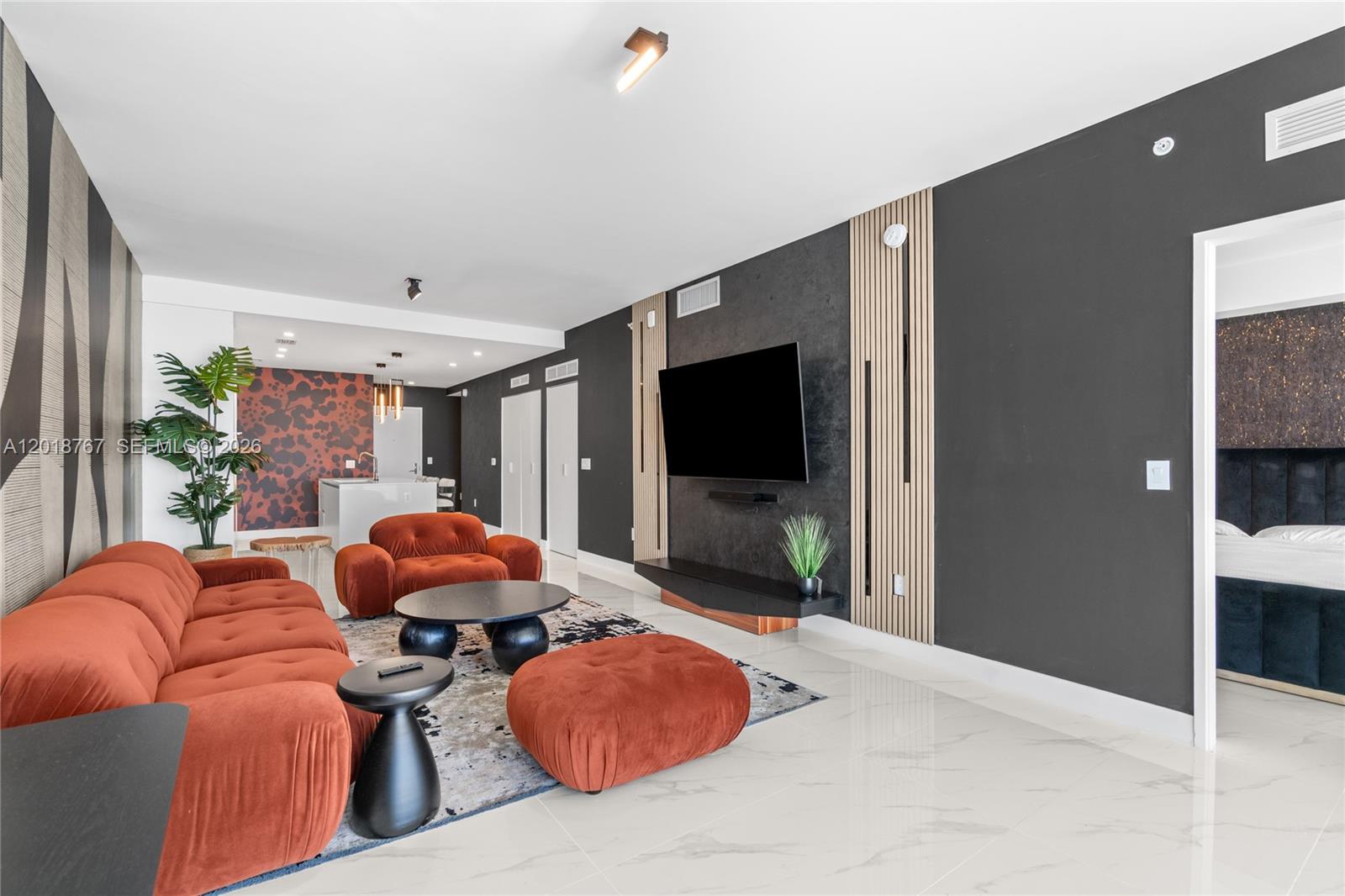 700 NE 24th St #5206 Miami, FL 33137