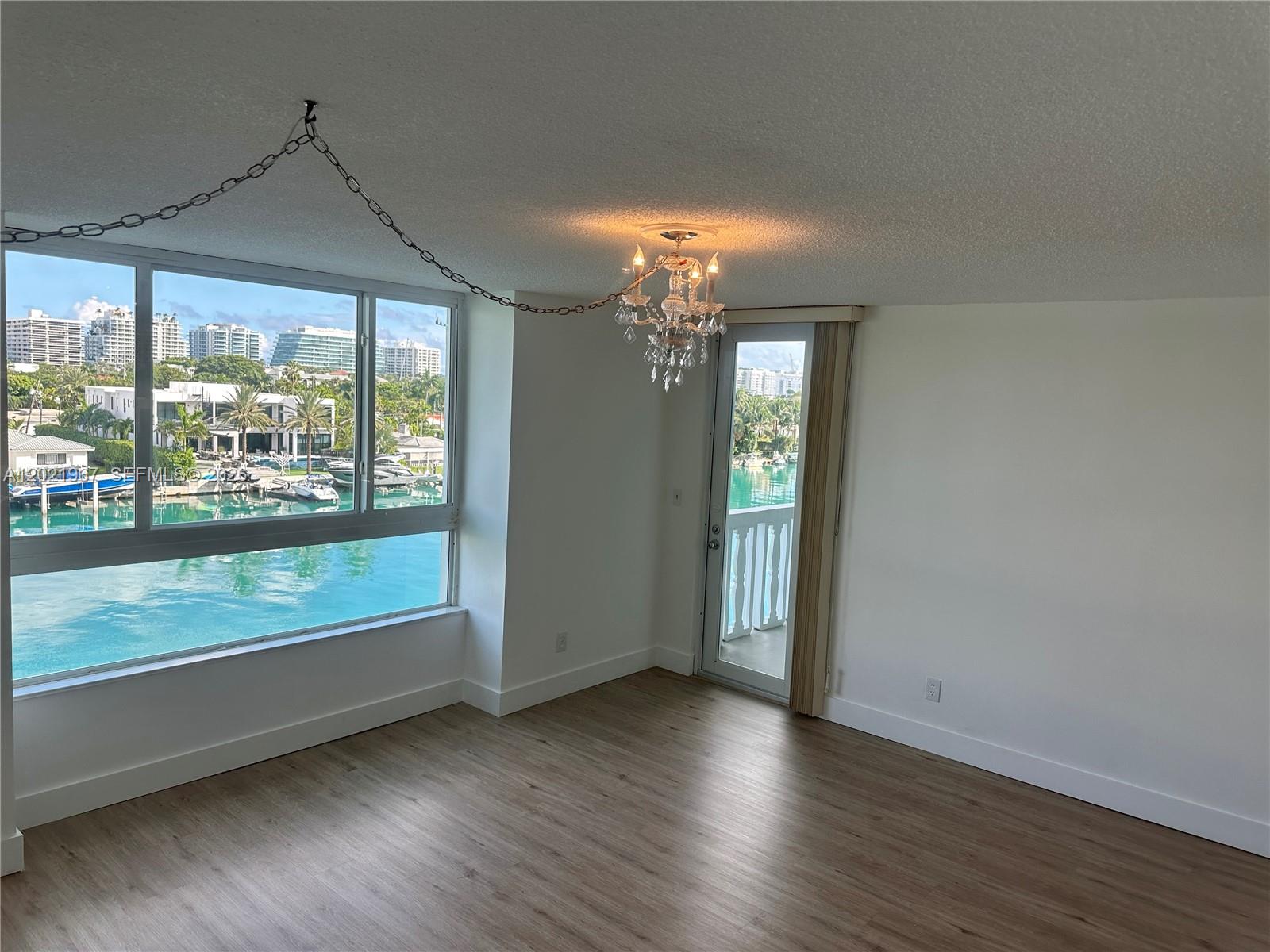 9501 E Bay Hbr Dr #5B Bay Harbor Islands, FL 33154