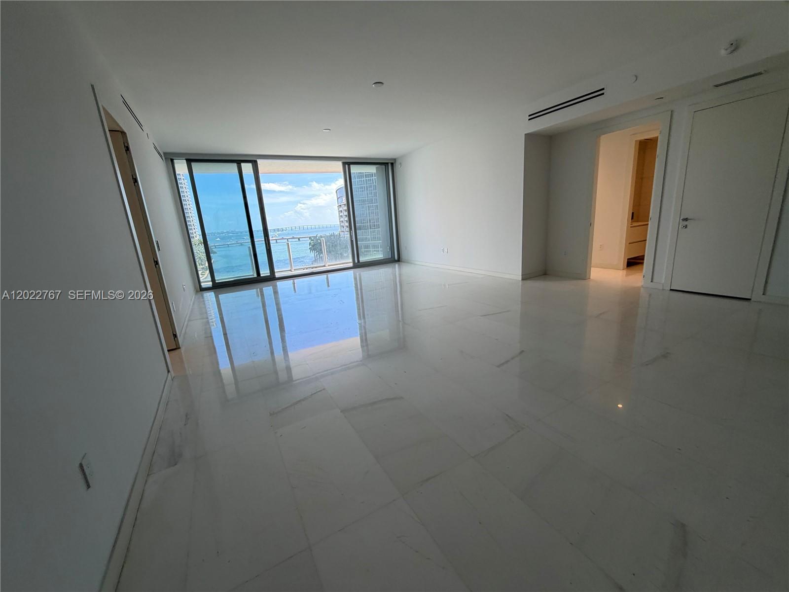 image Aston Martin Residences3