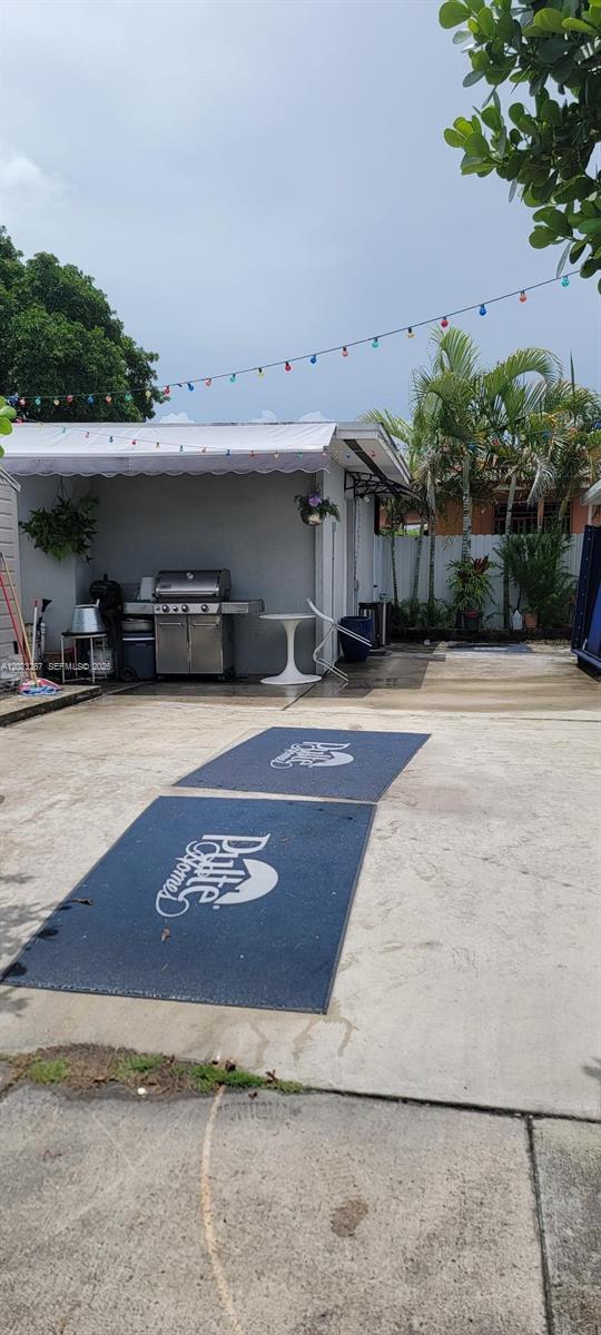 301 SW 36th Ave Miami, FL 33135