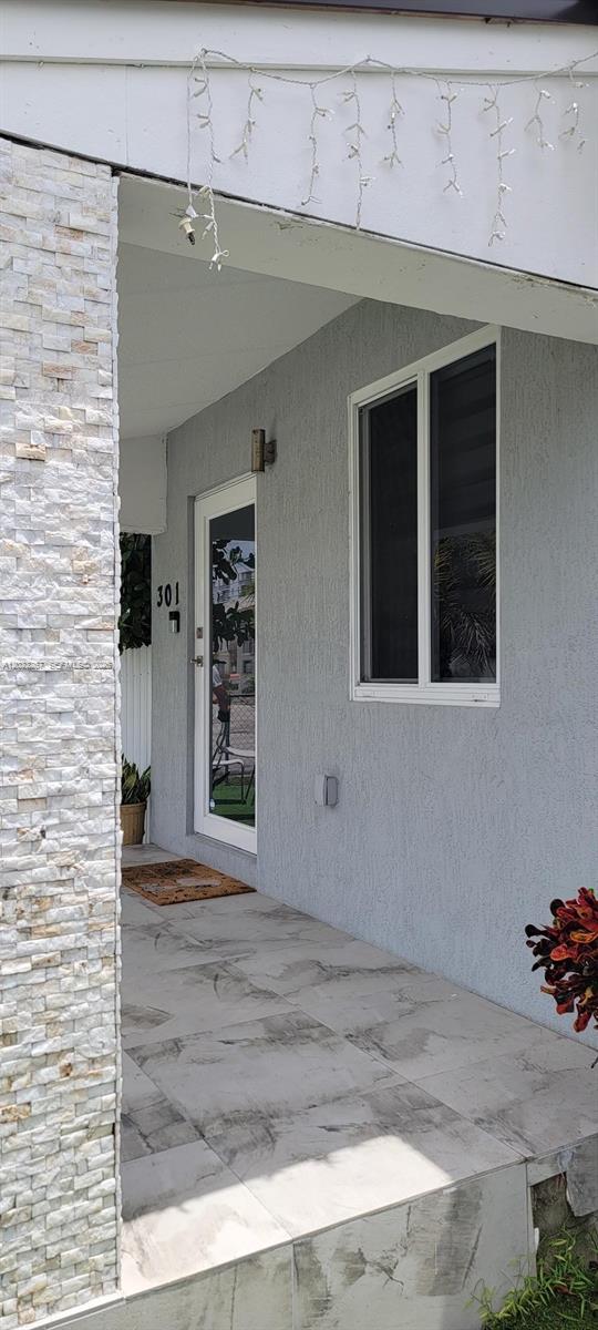 301 SW 36th Ave Miami, FL 33135