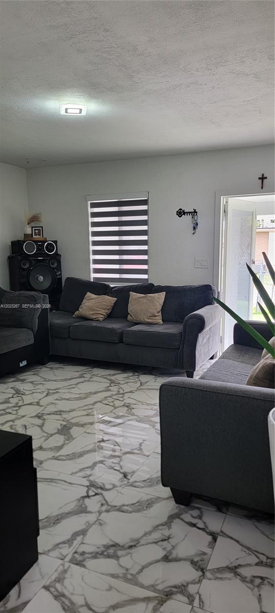 301 SW 36th Ave Miami, FL 33135