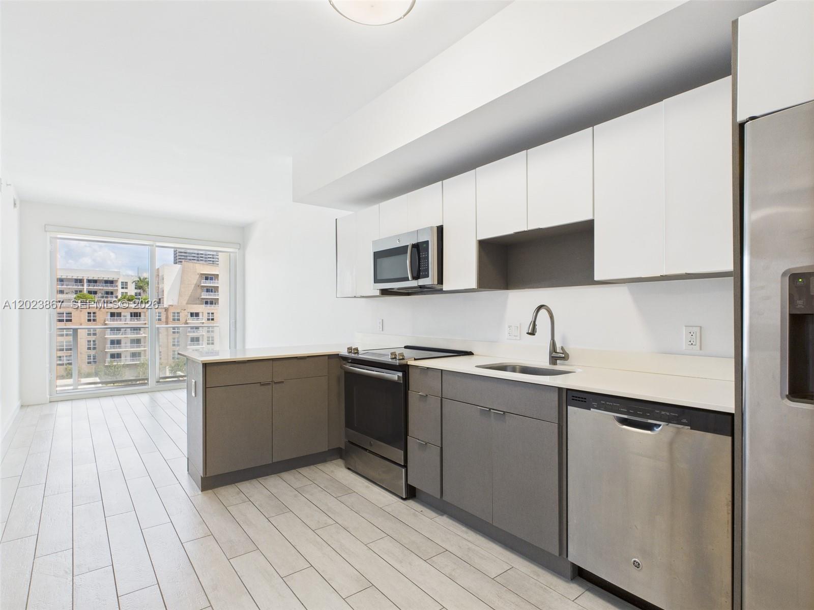 image 26 Edgewater14