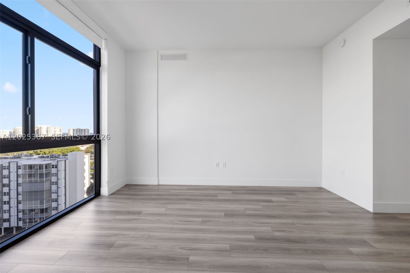 101 Diplomat Pkwy #2102 Hallandale Beach, FL 33009