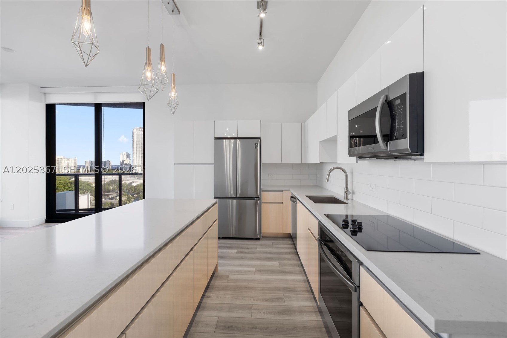 101 Diplomat Pkwy #2102 Hallandale Beach, FL 33009