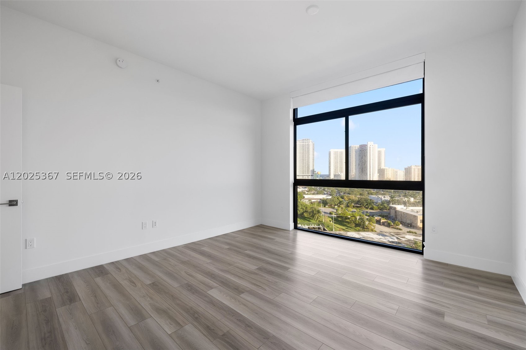 101 Diplomat Pkwy #2102 Hallandale Beach, FL 33009