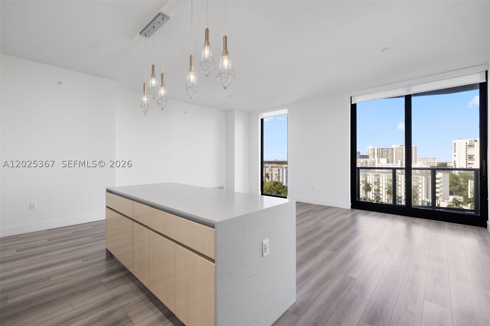 101 Diplomat Pkwy #2102 Hallandale Beach, FL 33009
