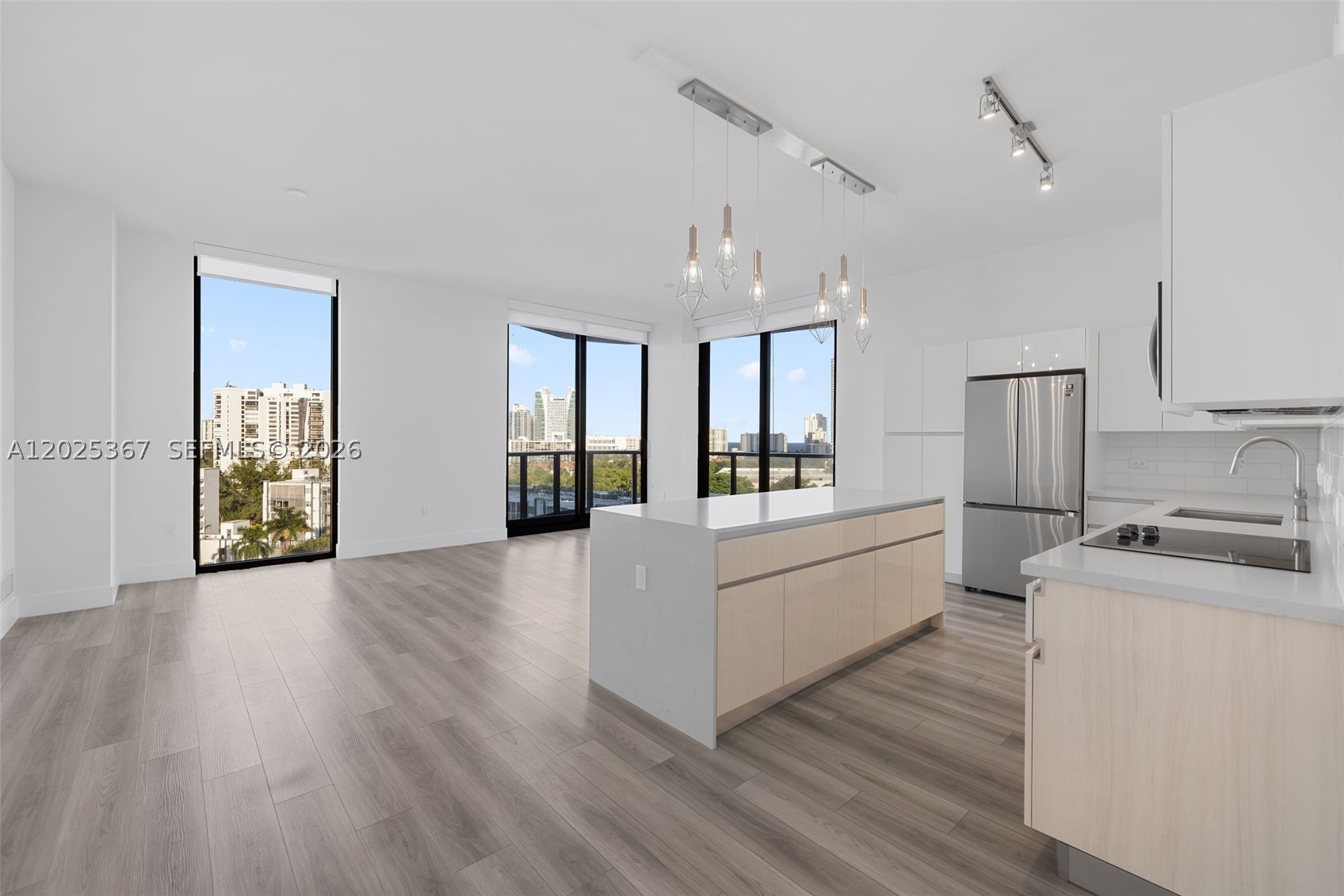 101 Diplomat Pkwy #2102 Hallandale Beach, FL 33009