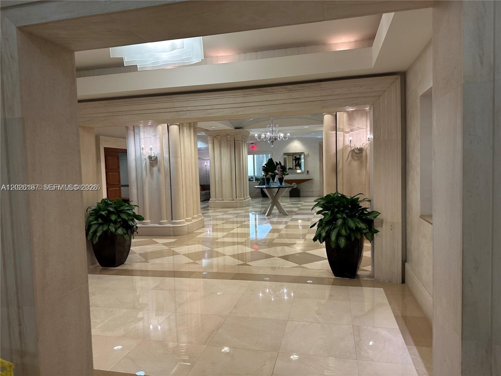 image St Tropez Sunny Isles24
