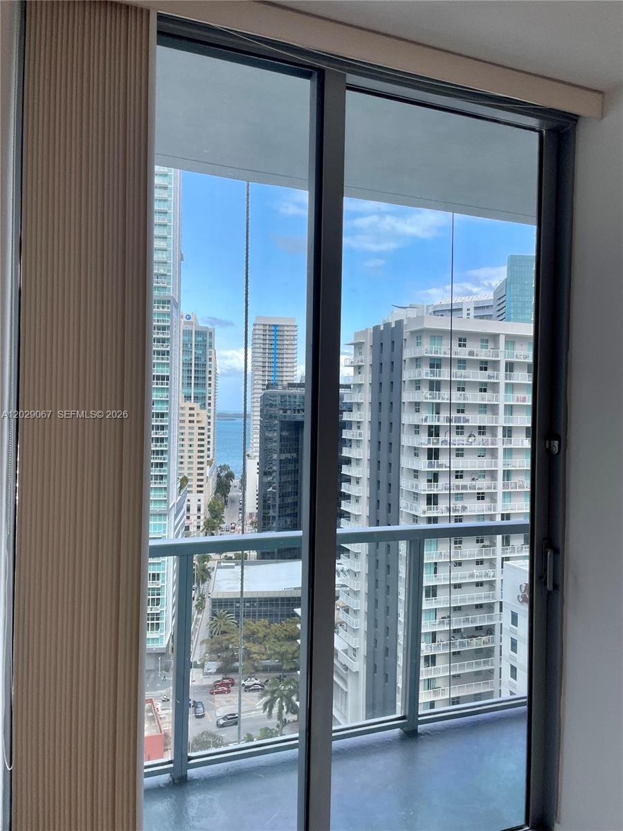 image Axis on Brickell South11