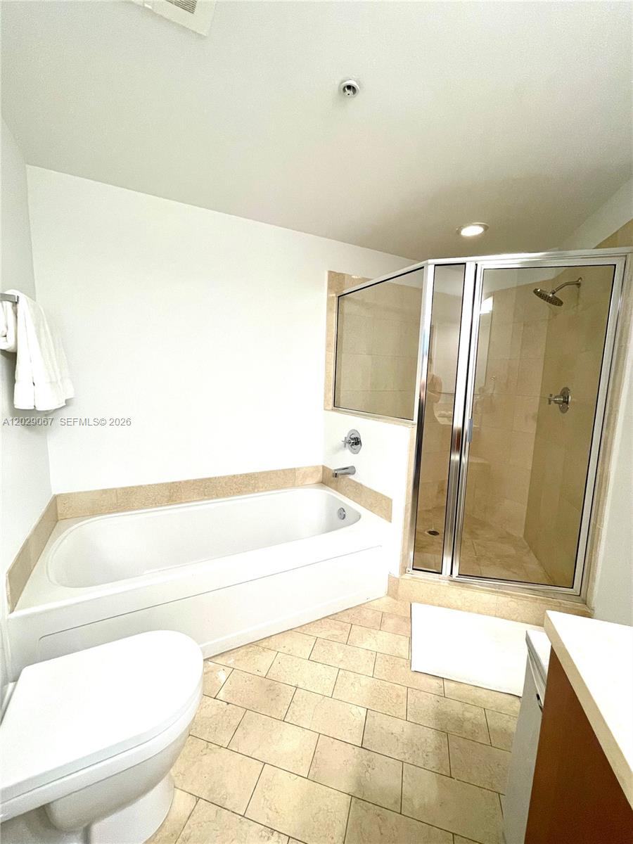 image Axis on Brickell South14