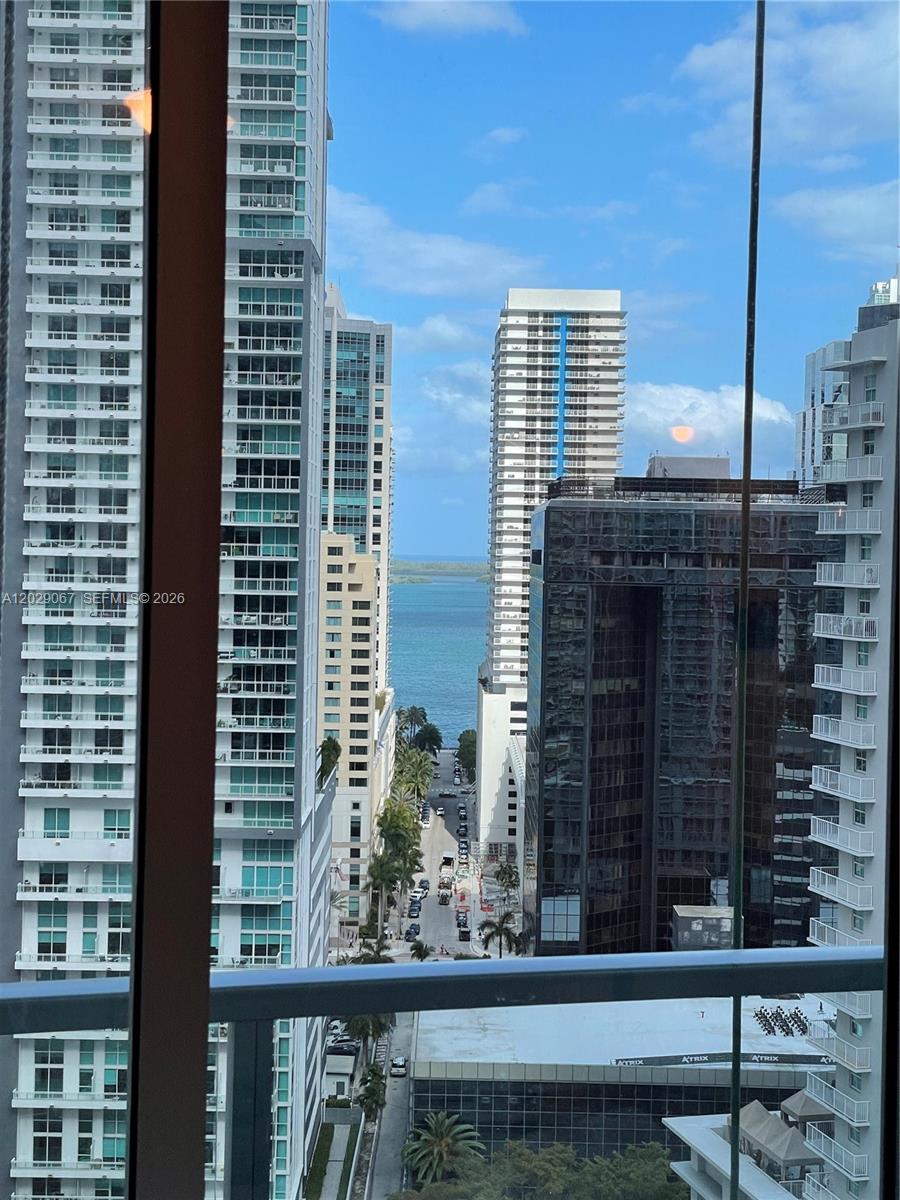 image Axis on Brickell South30