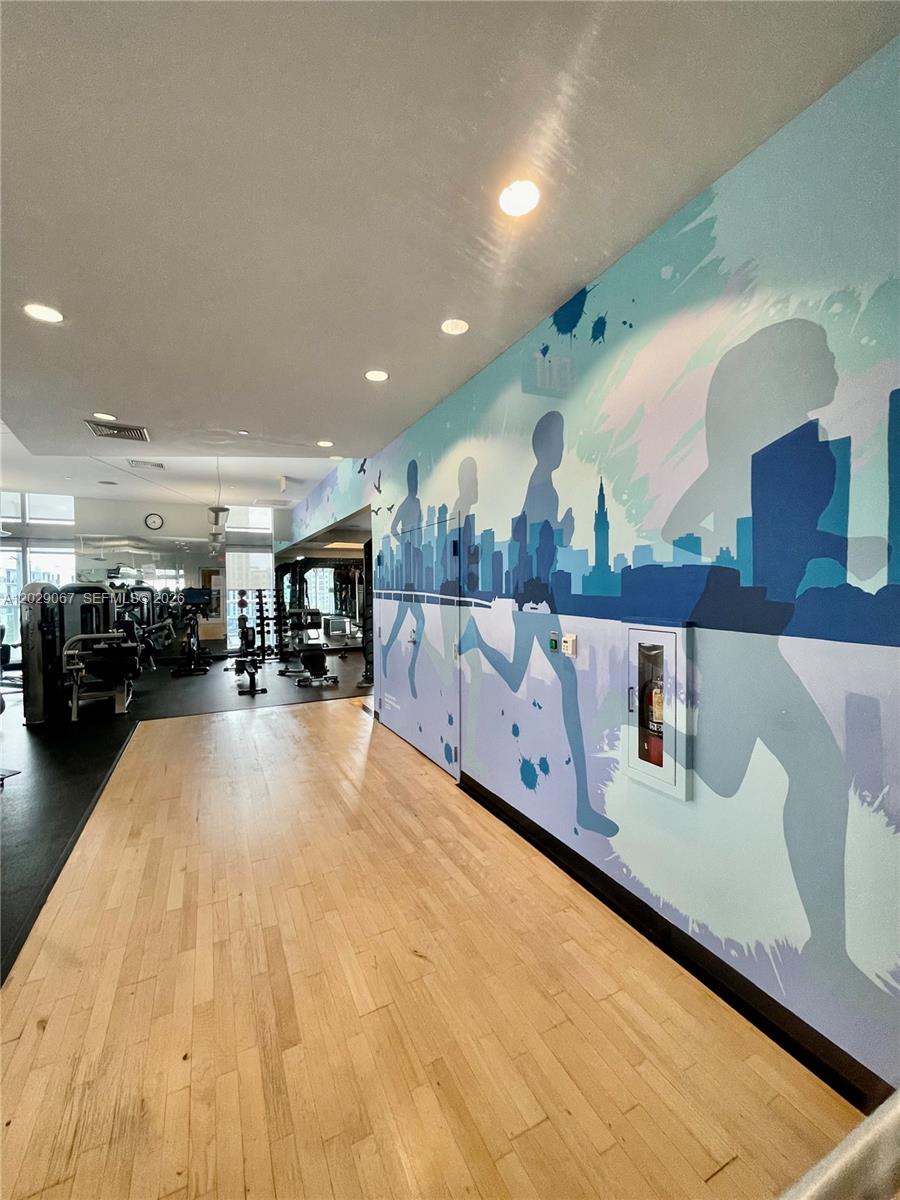 image Axis on Brickell South33