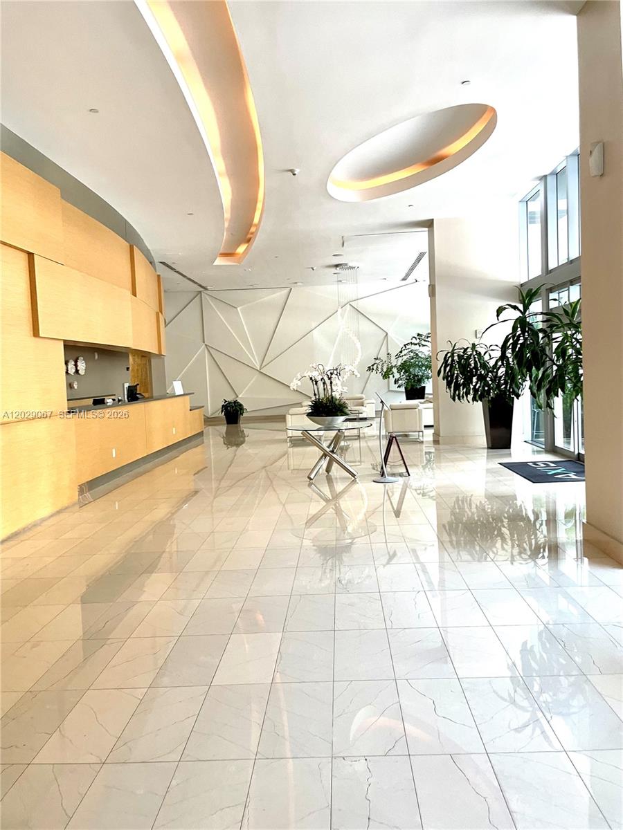 image Axis on Brickell South38