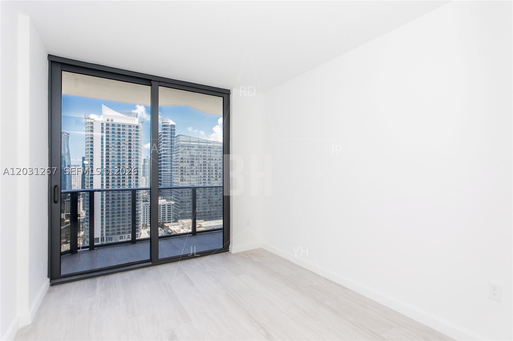 image Brickell Heights East6