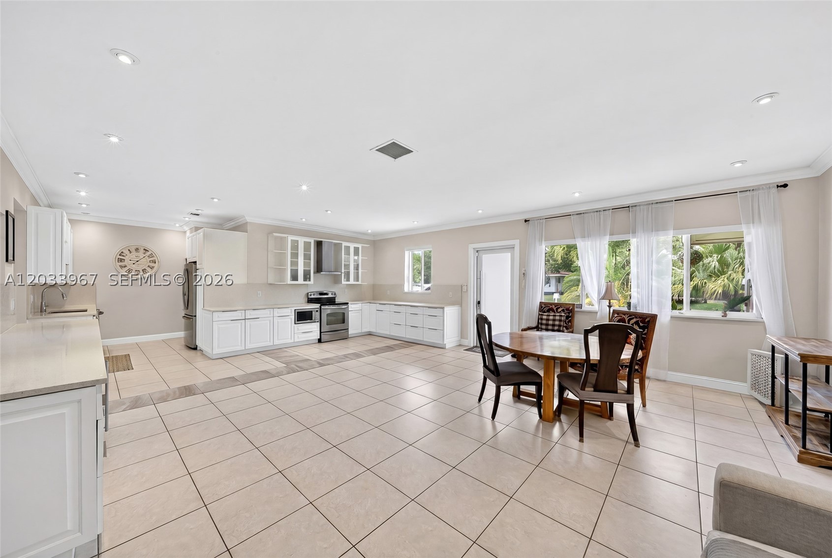 8250 SW 118th Ter Miami, FL 33156