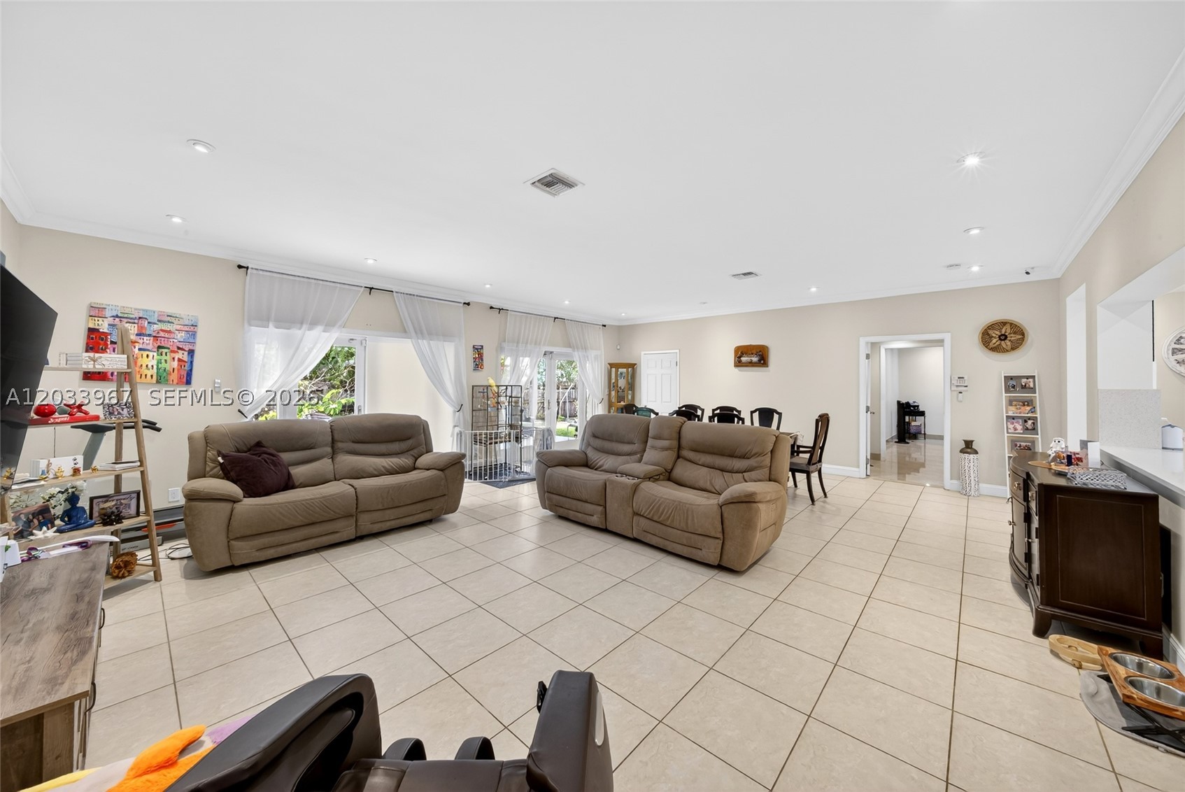 8250 SW 118th Ter Miami, FL 33156