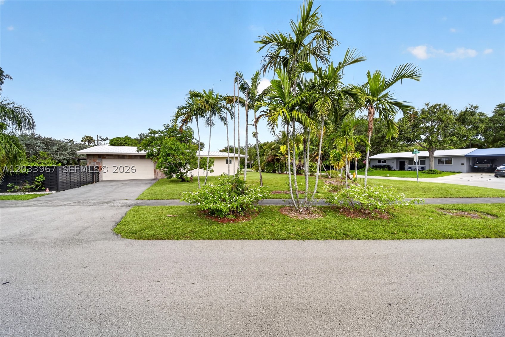 8250 SW 118th Ter Miami, FL 33156