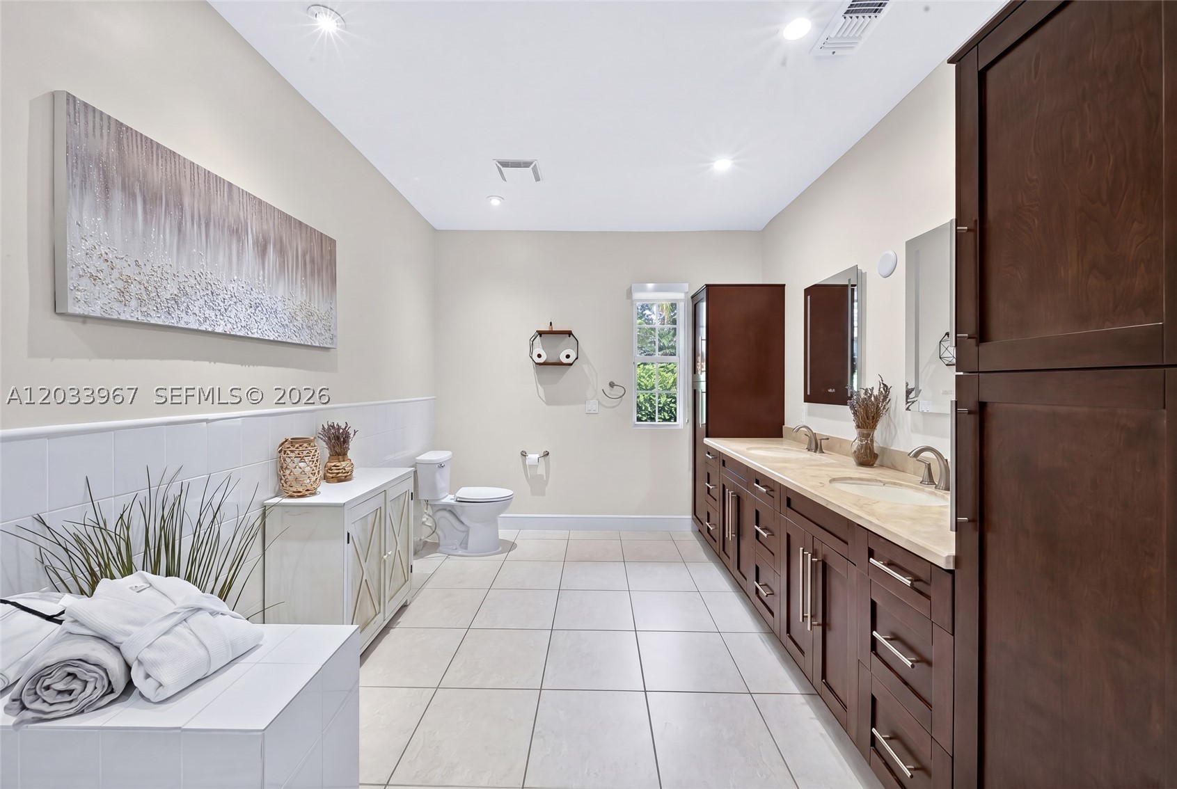 8250 SW 118th Ter Miami, FL 33156
