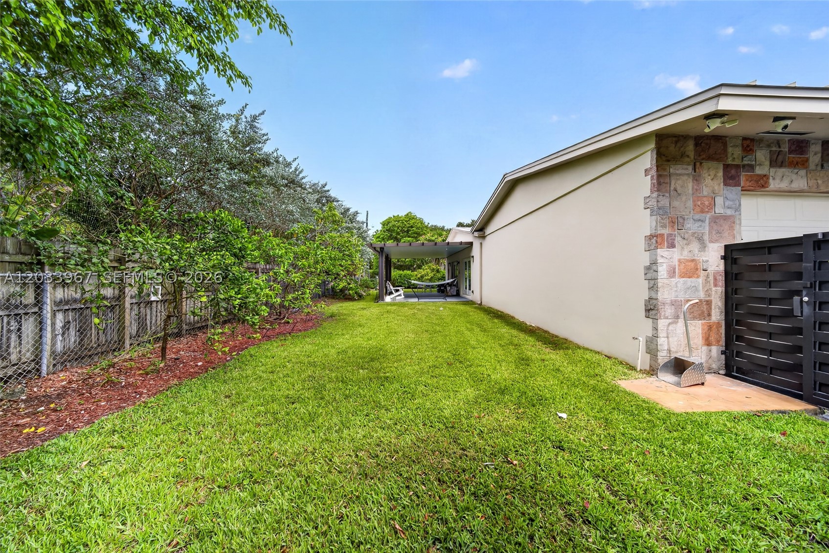 8250 SW 118th Ter Miami, FL 33156