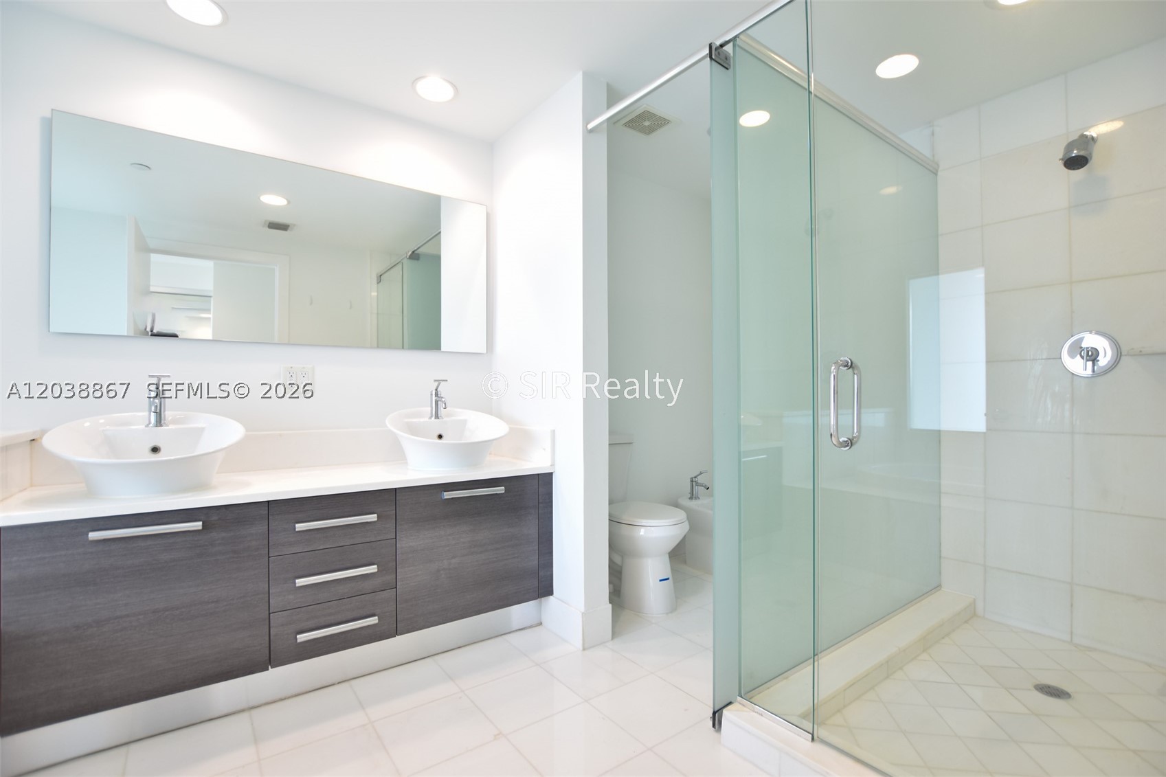 2950 NE 188th St #336 Aventura, FL 33180