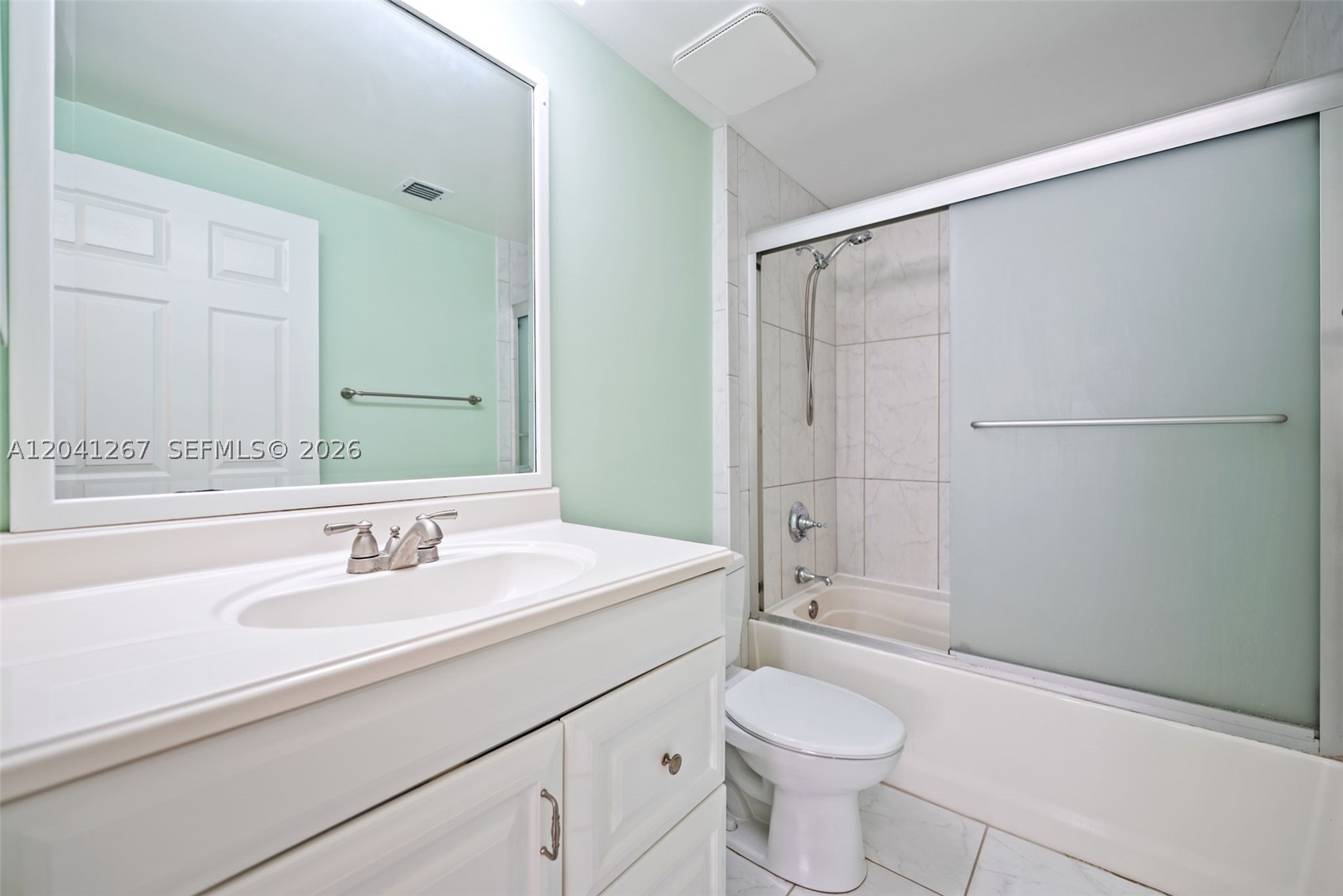 6861 SW 44th St #202 Miami, FL 33155