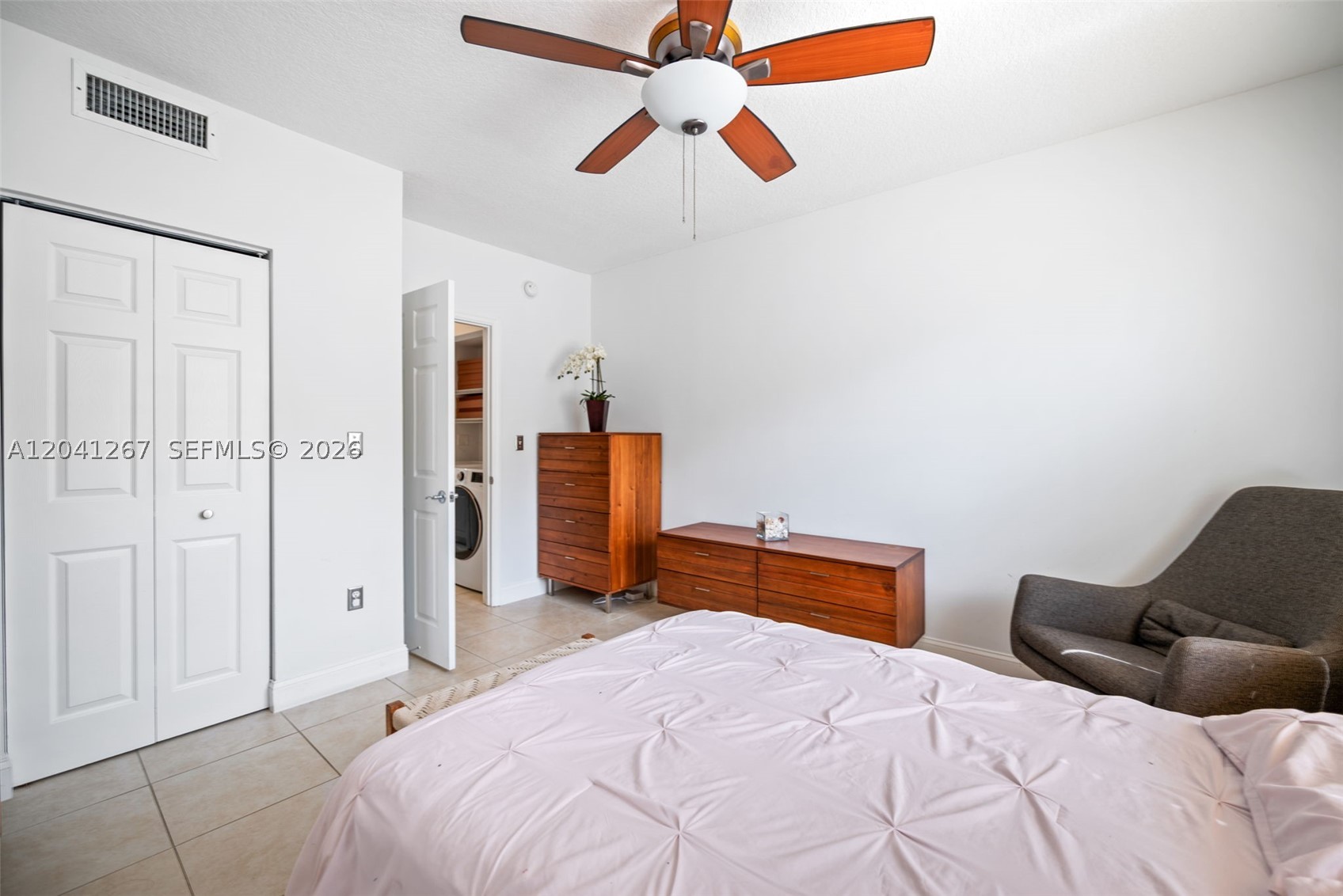 6861 SW 44th St #202 Miami, FL 33155