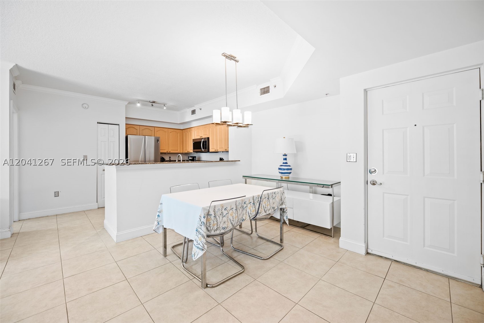 6861 SW 44th St #202 Miami, FL 33155