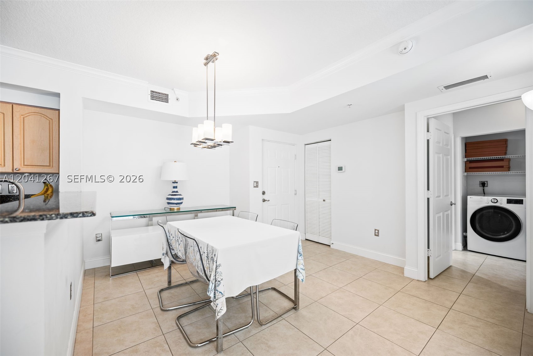 6861 SW 44th St #202 Miami, FL 33155