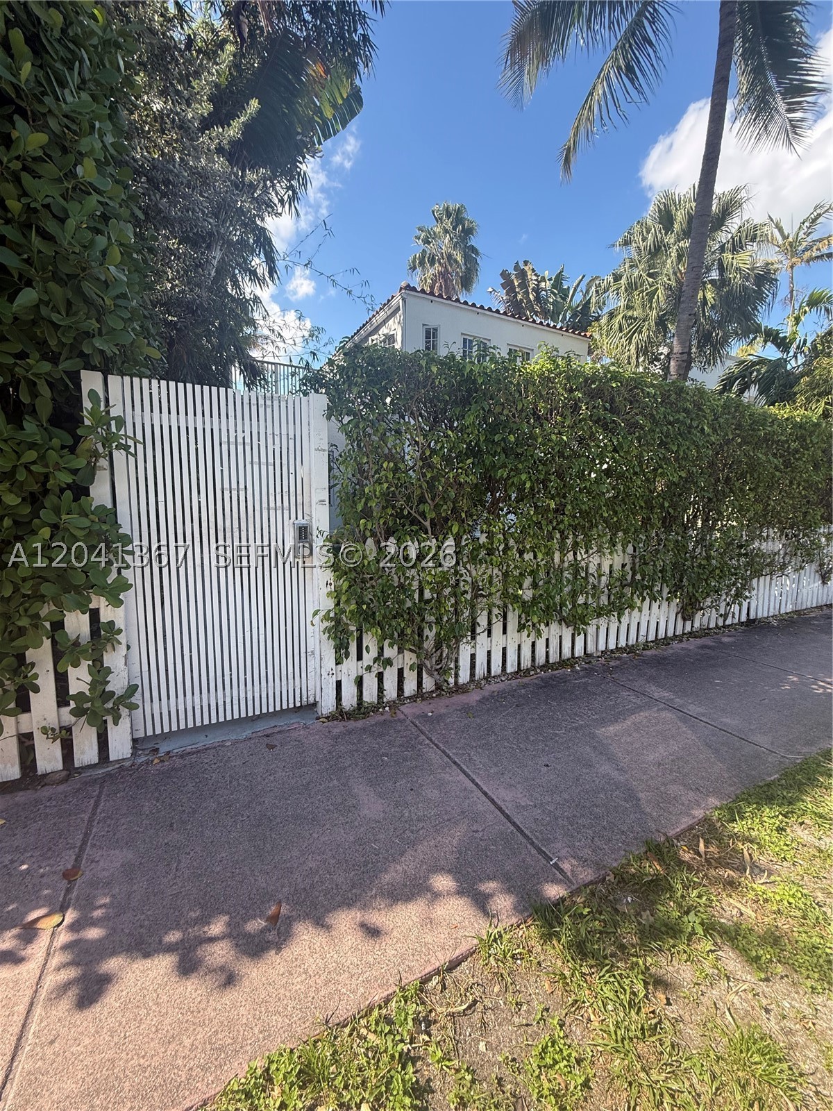 912 Euclid Ave Miami Beach, FL 33139
