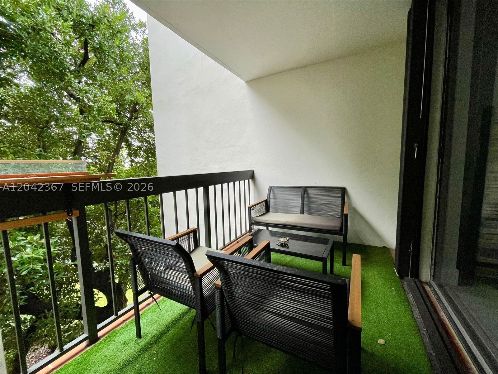 image Brickell Bay Club8