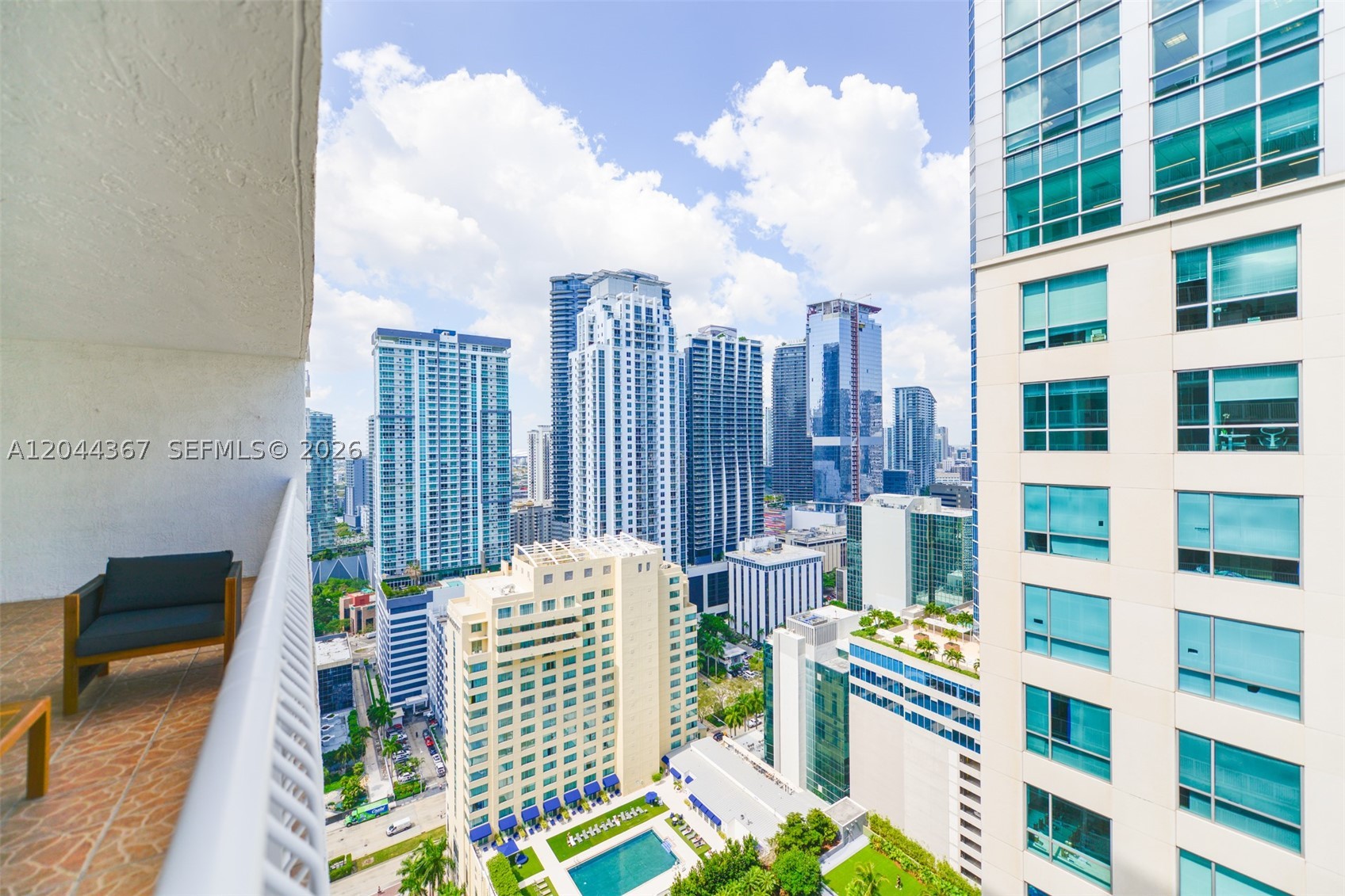 1200 Brickell Bay Dr #3614 Miami, FL 33131