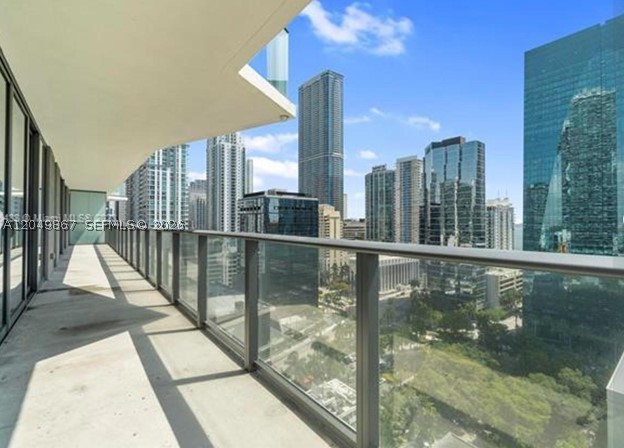 image Dua Miami (SLS Brickell)17