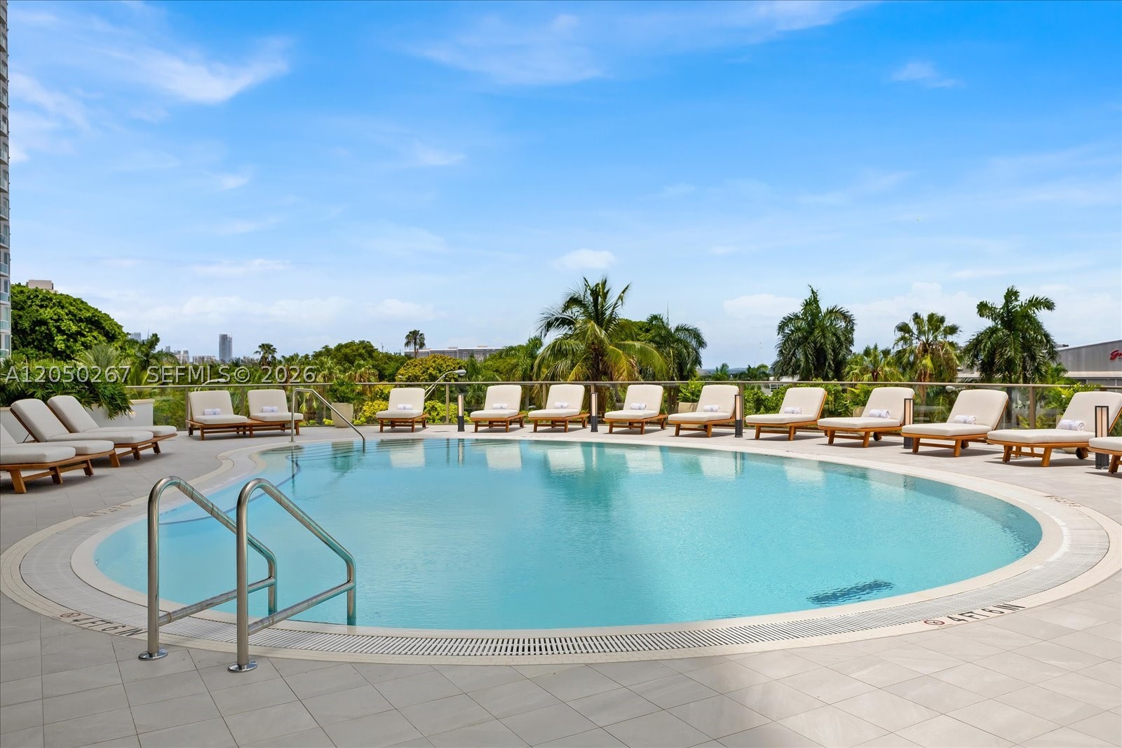 image Mr. C Residences | Bayshore13