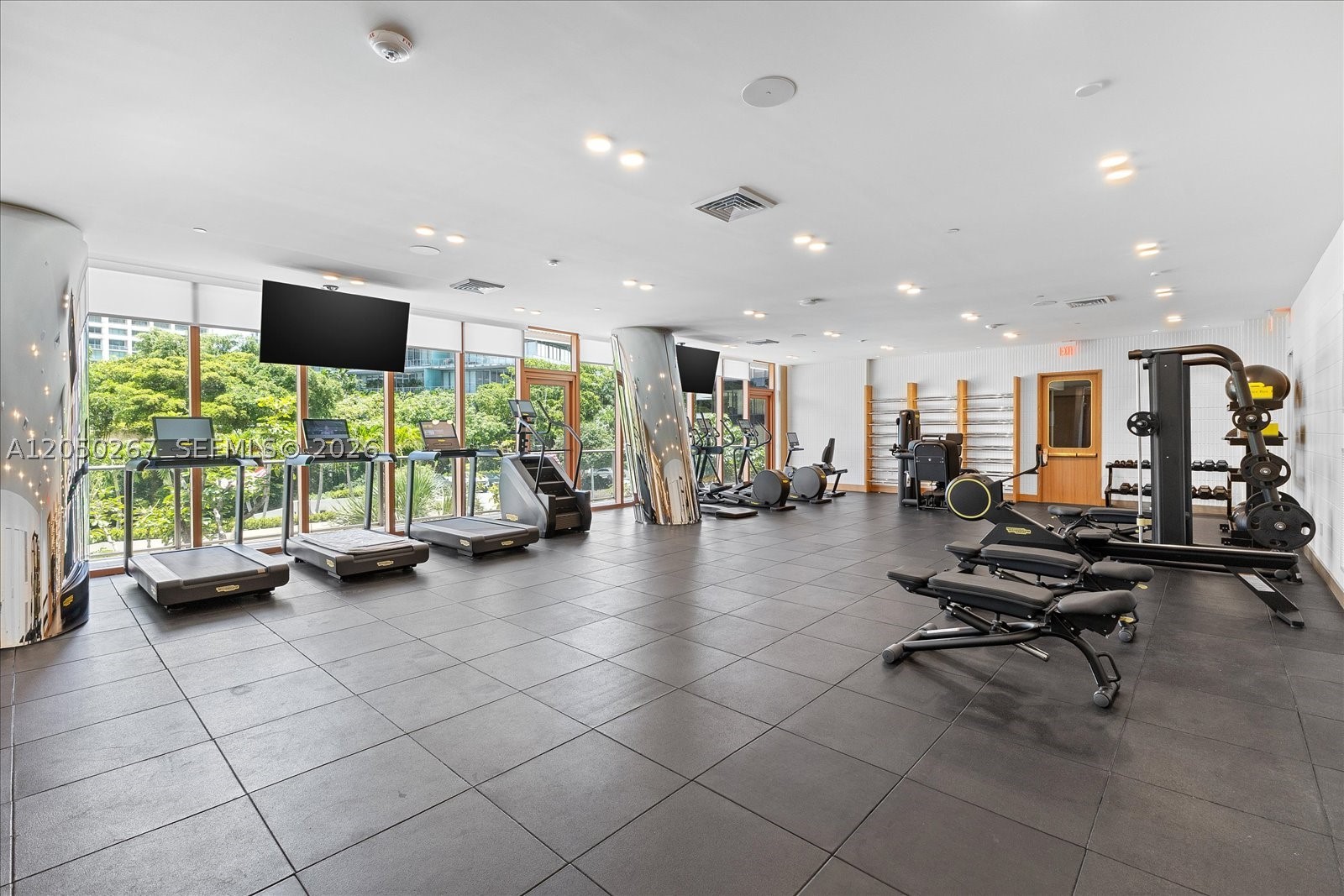 image Mr. C Residences | Bayshore15