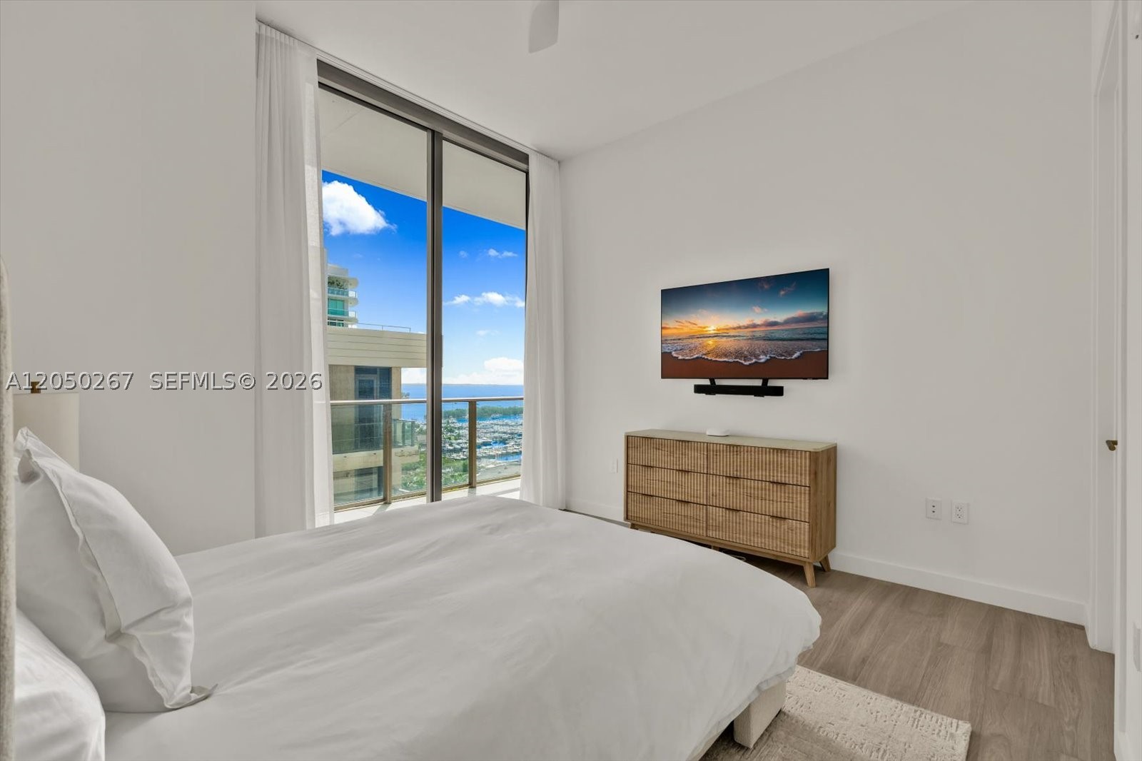 image Mr. C Residences | Bayshore8