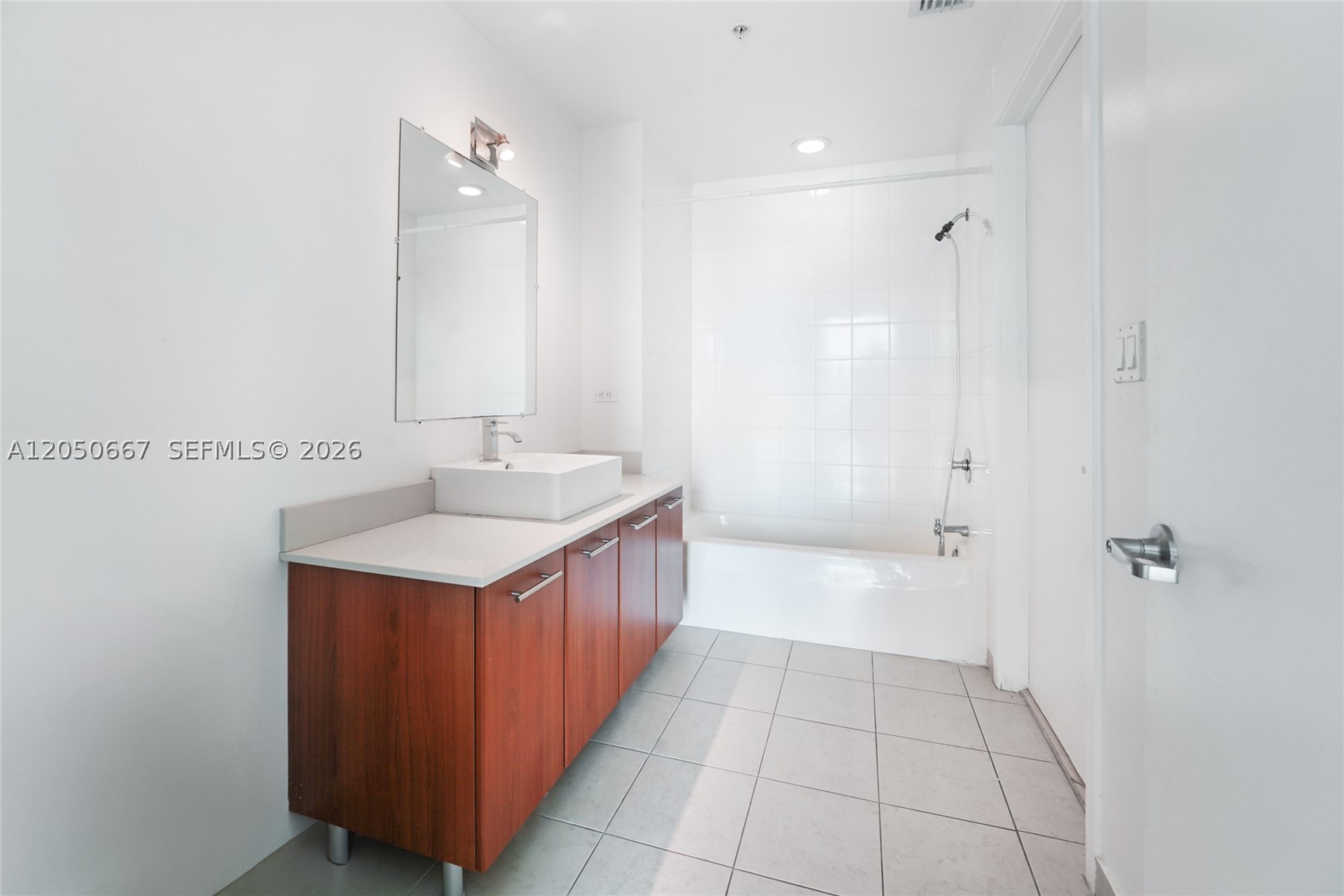 image 4 Midtown9