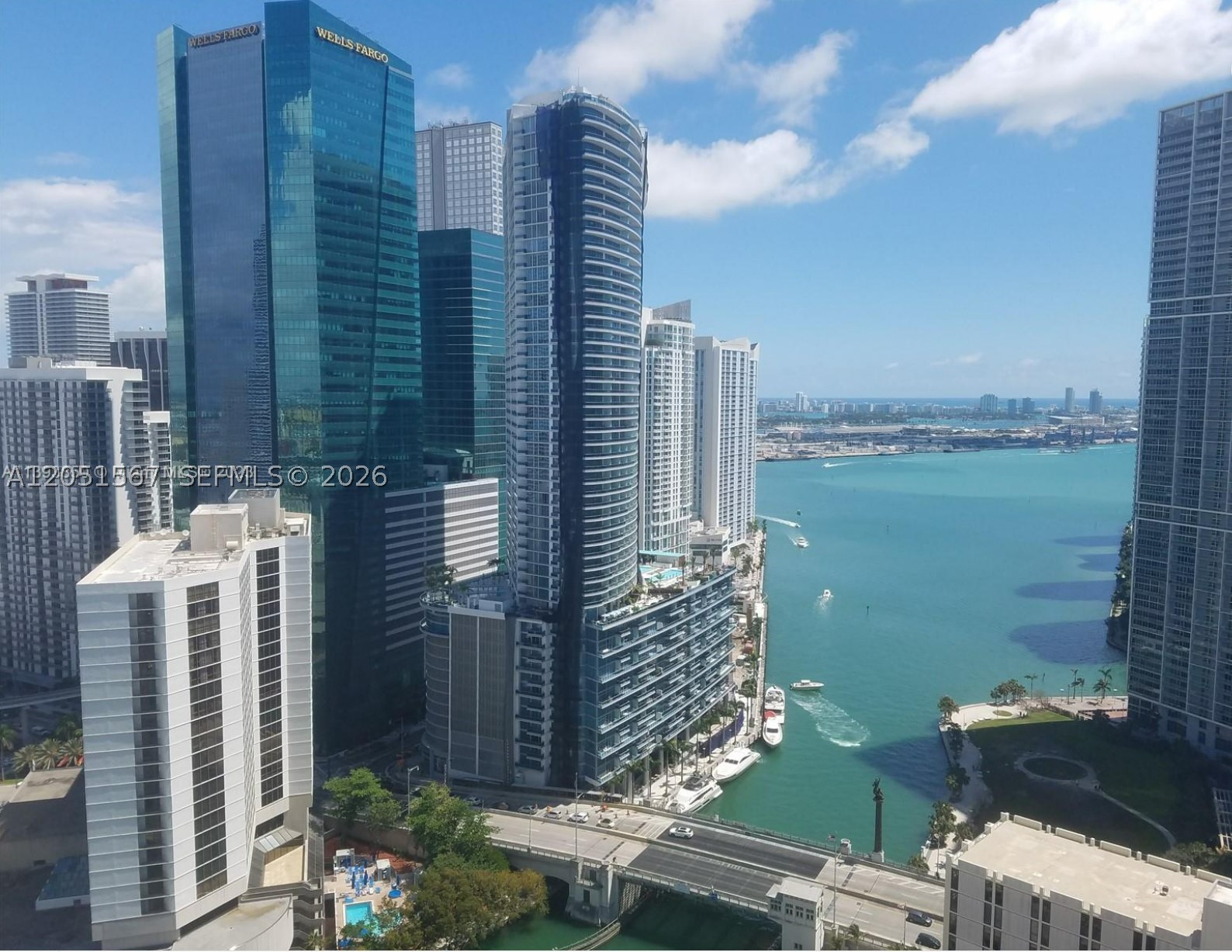 image Brickell on the River South21