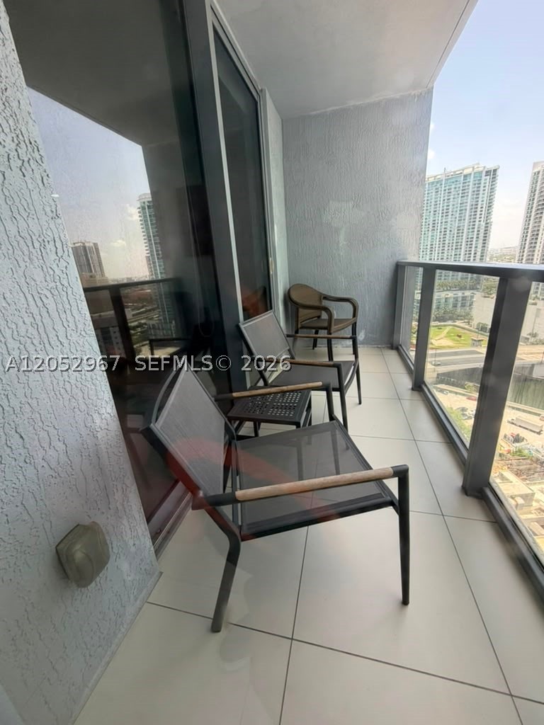 image MyBrickell9