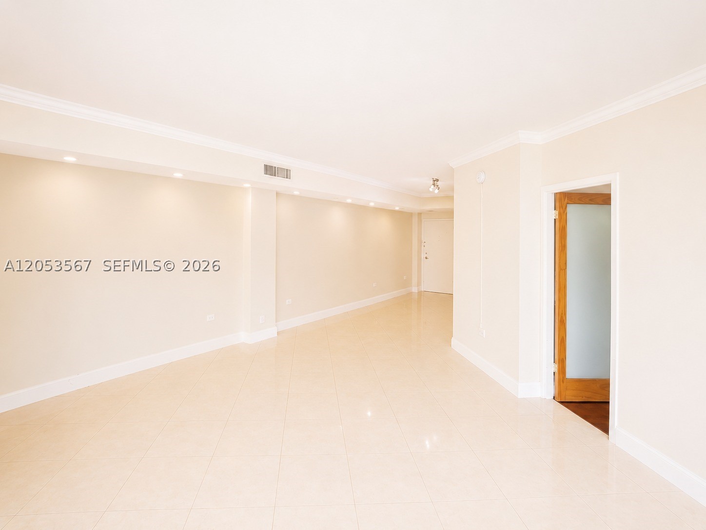 825 Brickell Bay Dr #1245 Miami, FL 33131