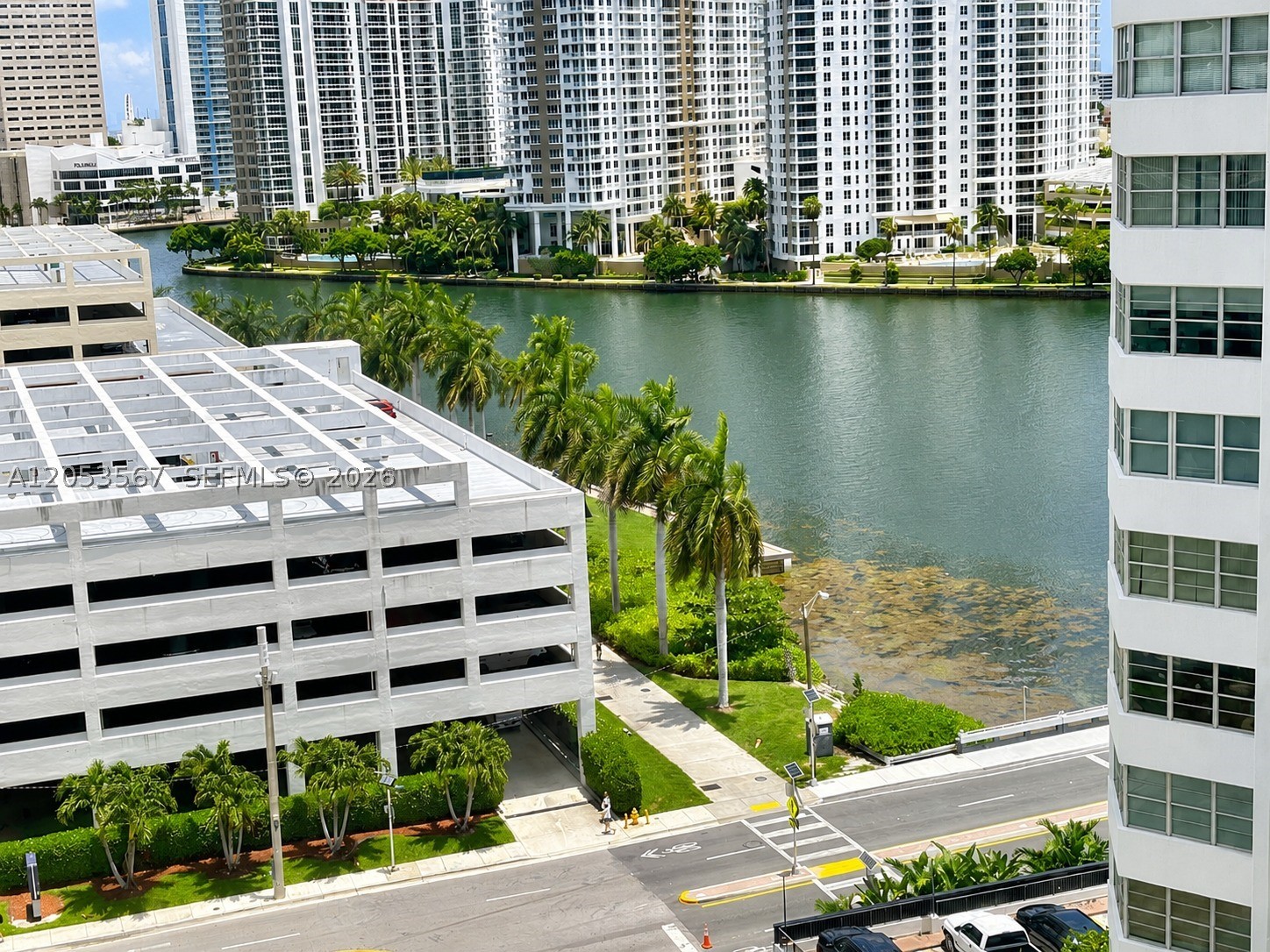825 Brickell Bay Dr #1245 Miami, FL 33131