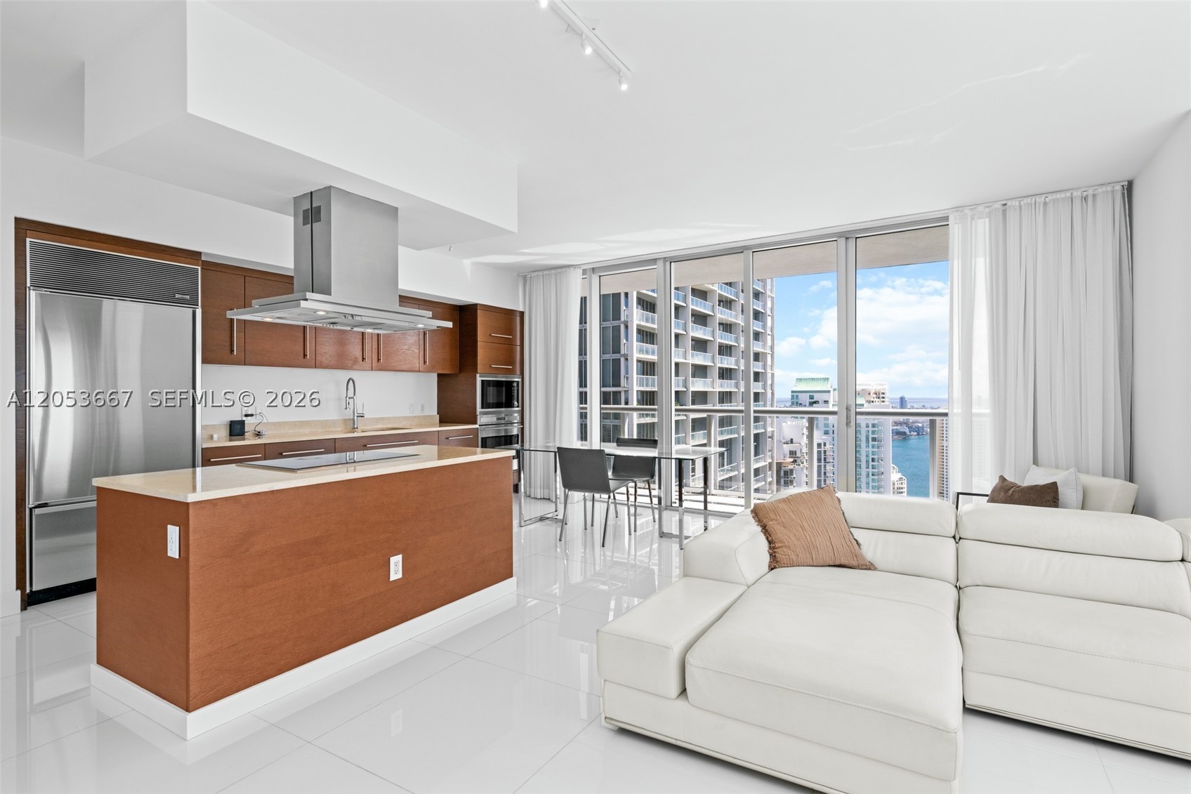 image Icon Brickell III (W Miami)16
